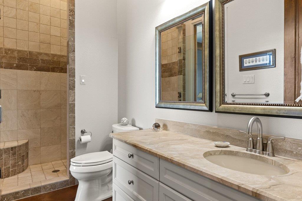 1310 Hurst HOLW