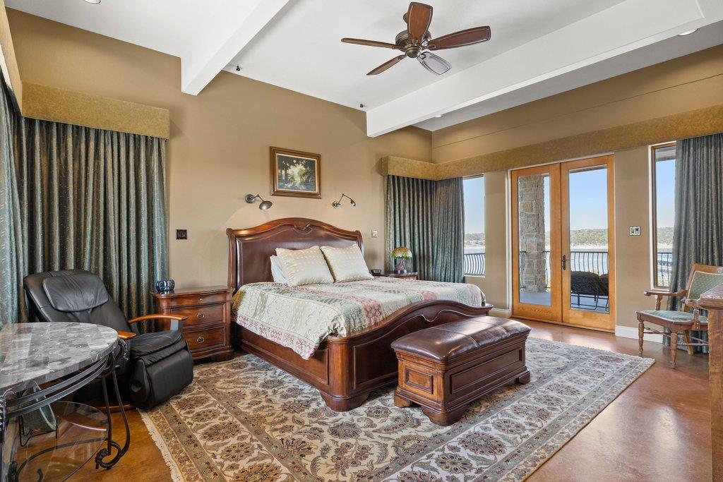 1310 Hurst HOLW
