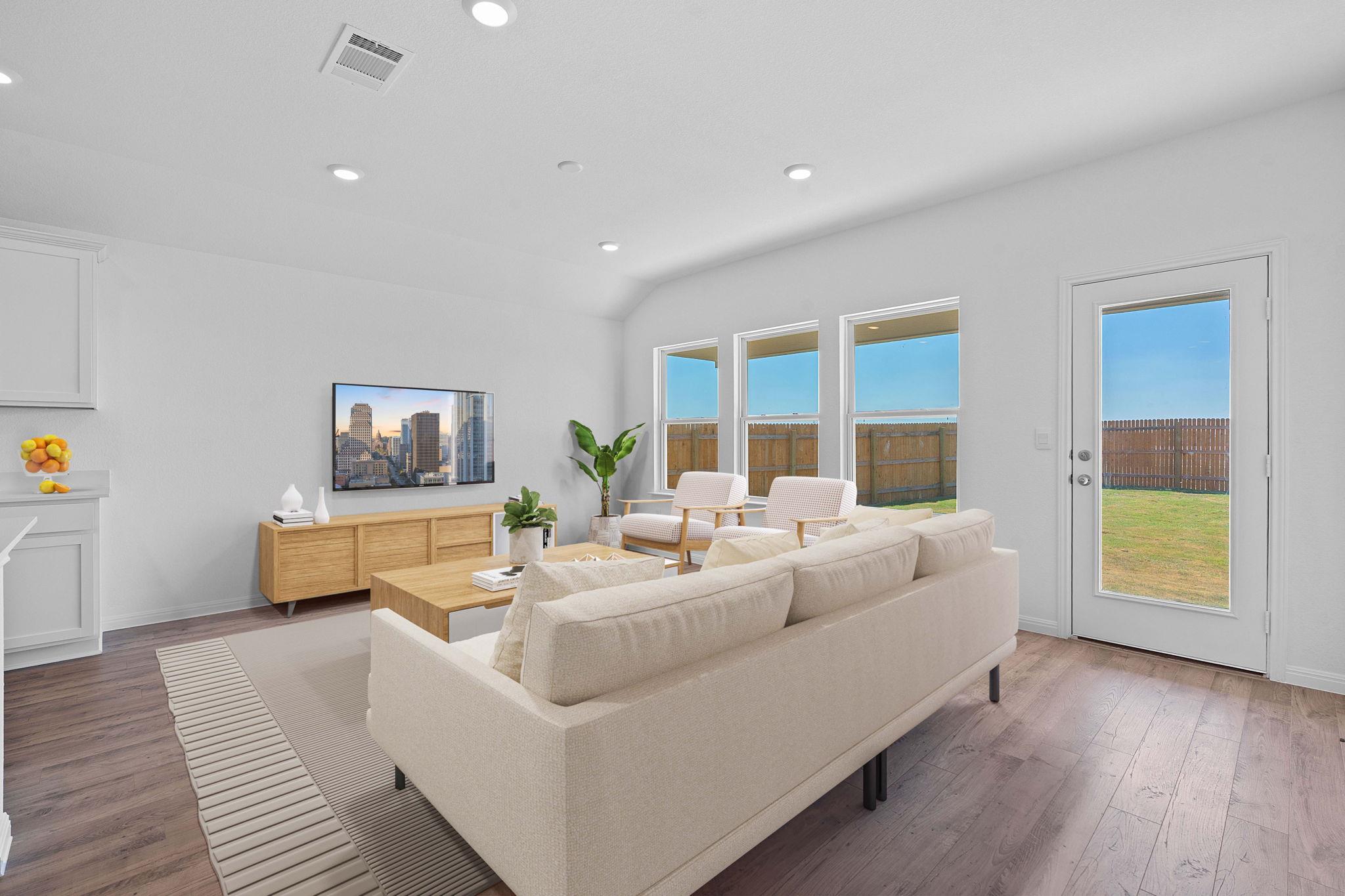 167 Juan Cordona DR, Kyle