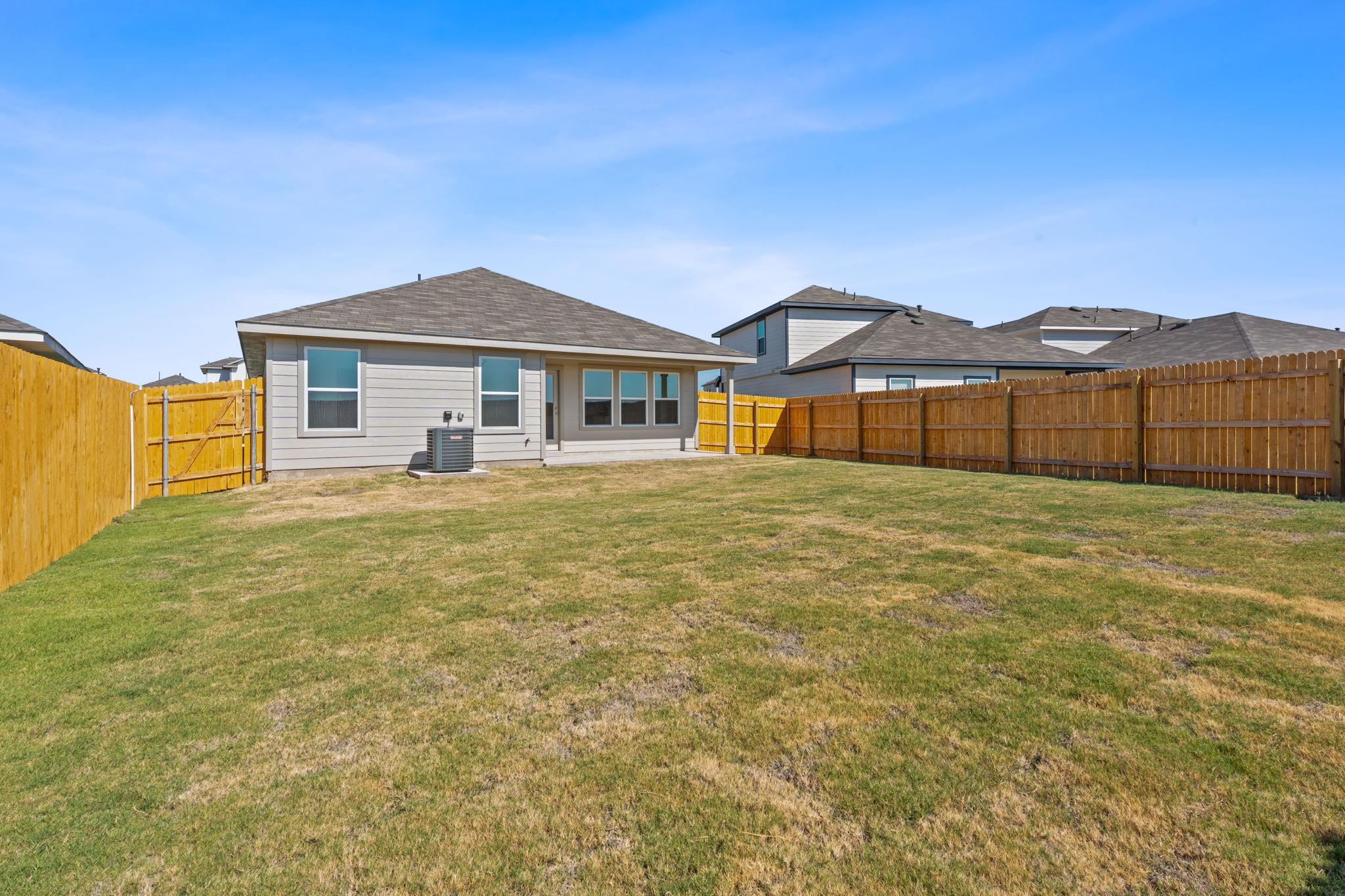 167 Juan Cordona DR, Kyle