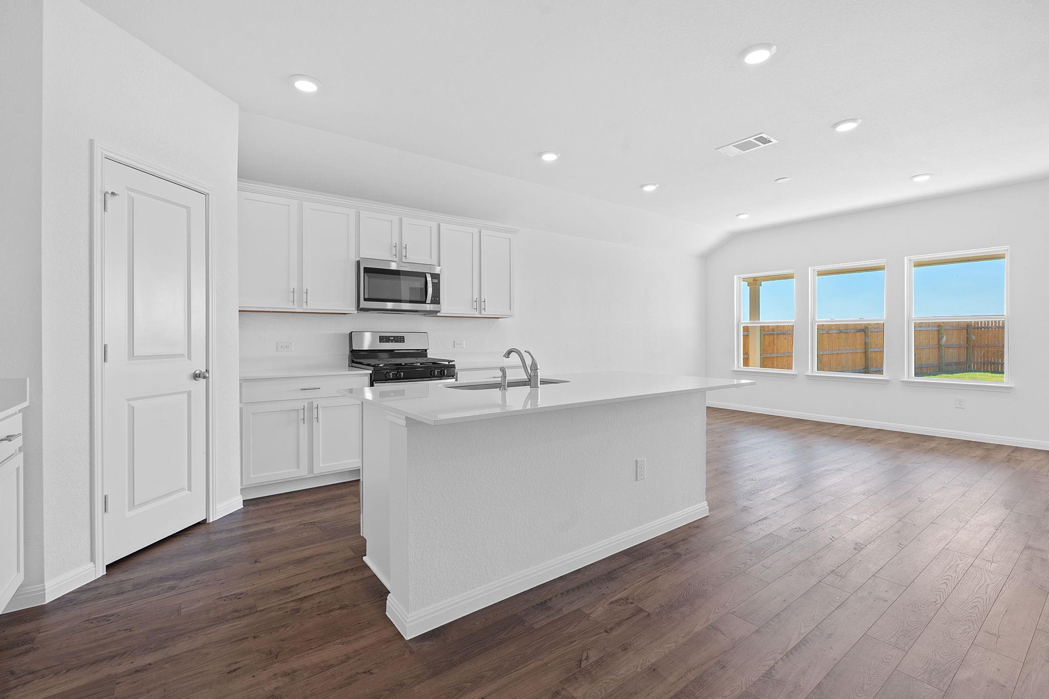 167 Juan Cordona DR, Kyle