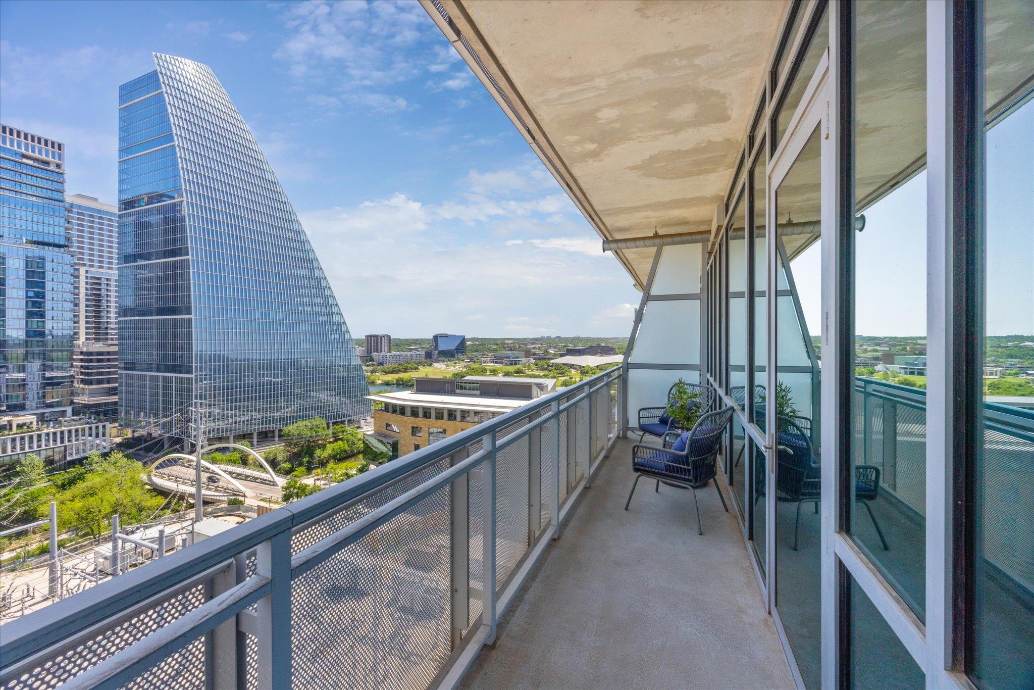 222 West Ave # 1507