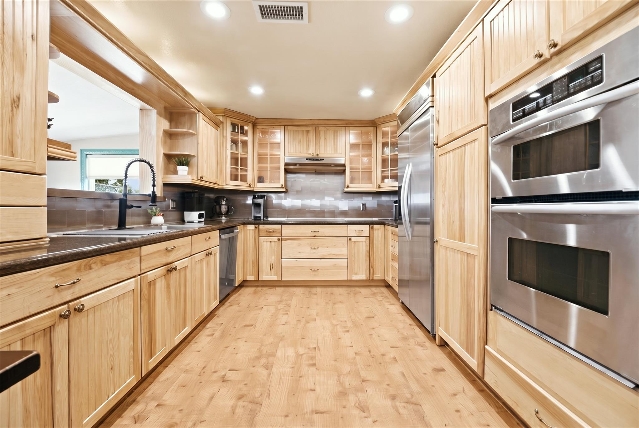 114 Pinedale DR