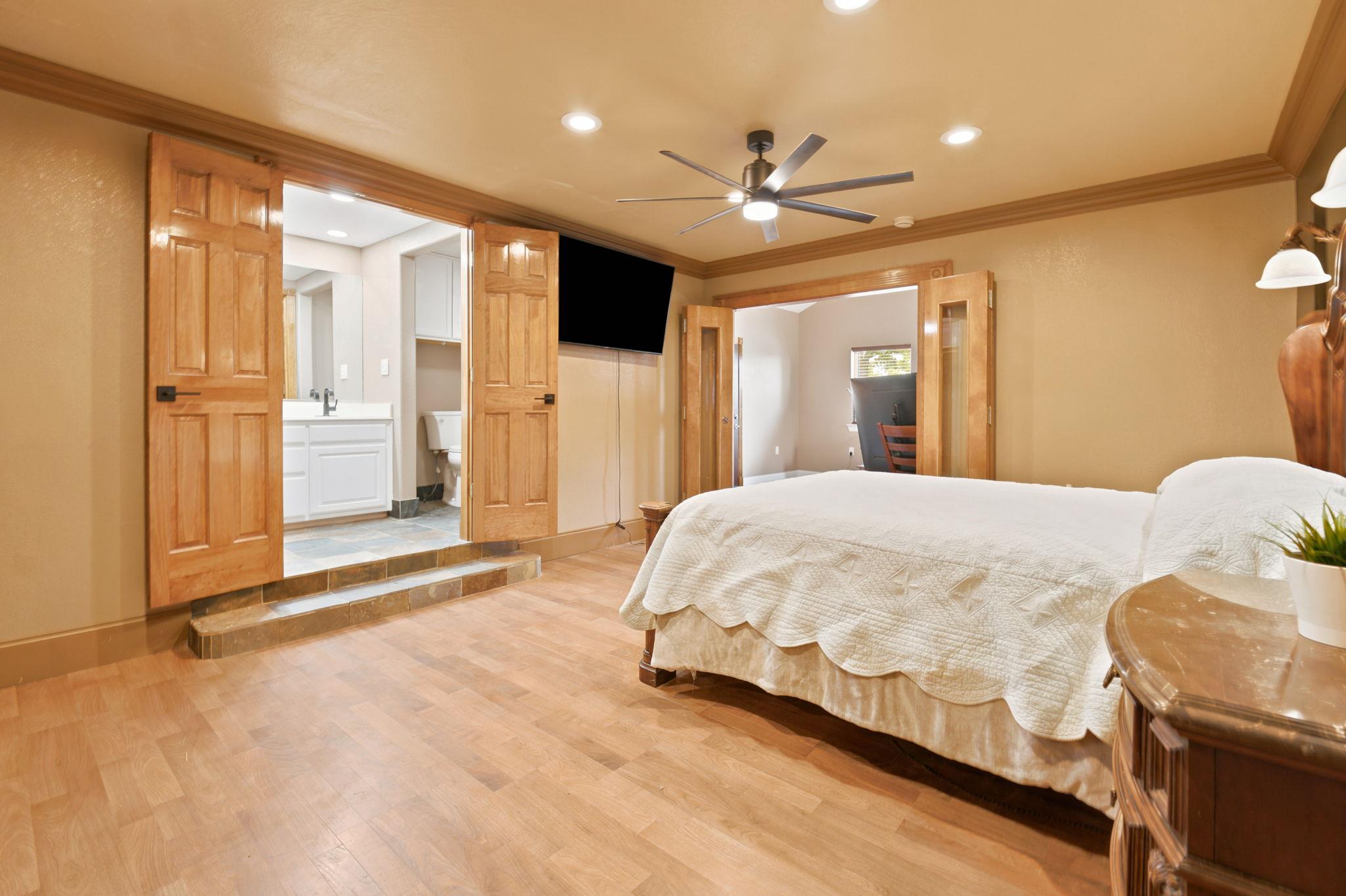 114 Pinedale DR