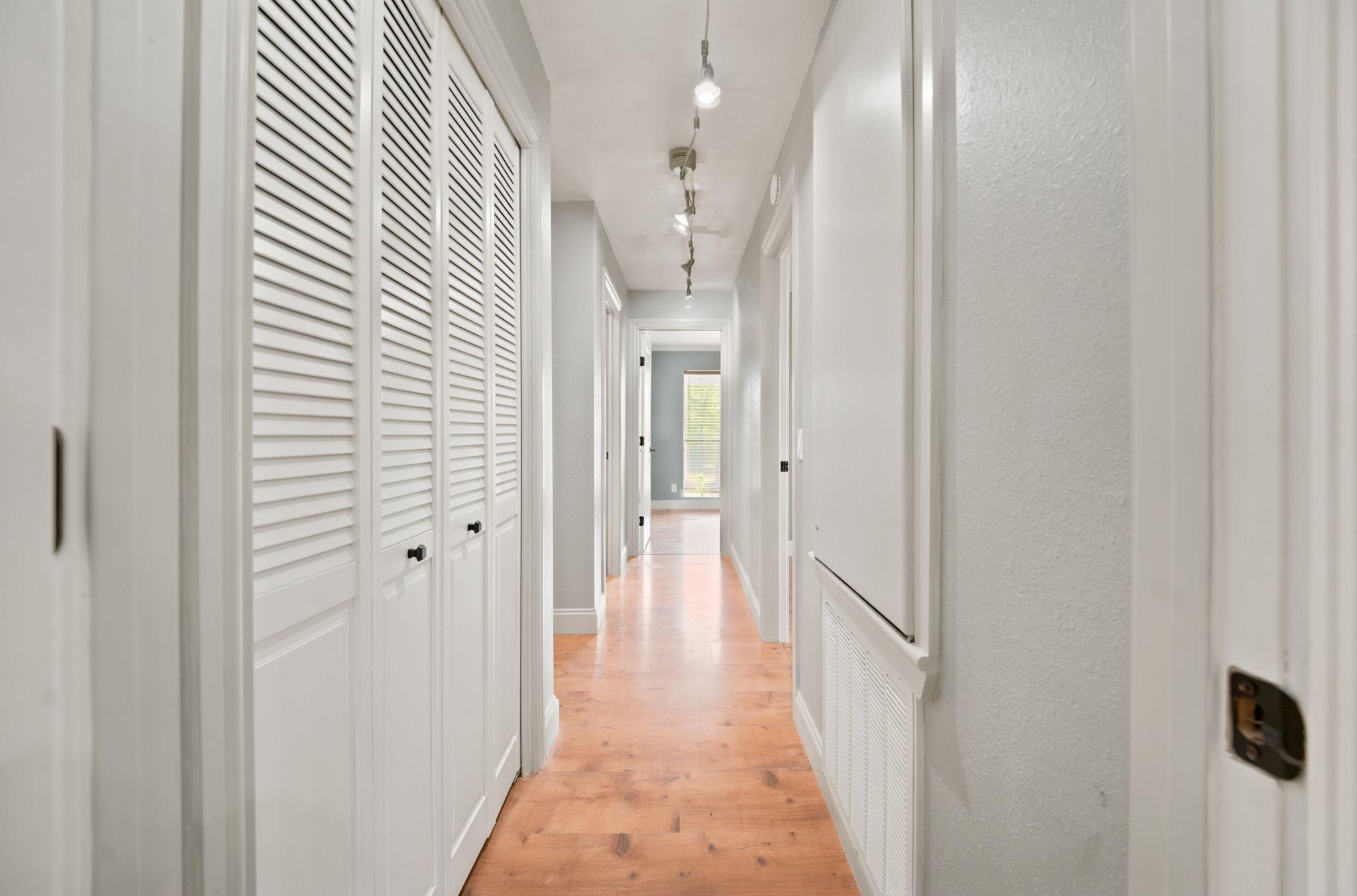 114 Pinedale DR