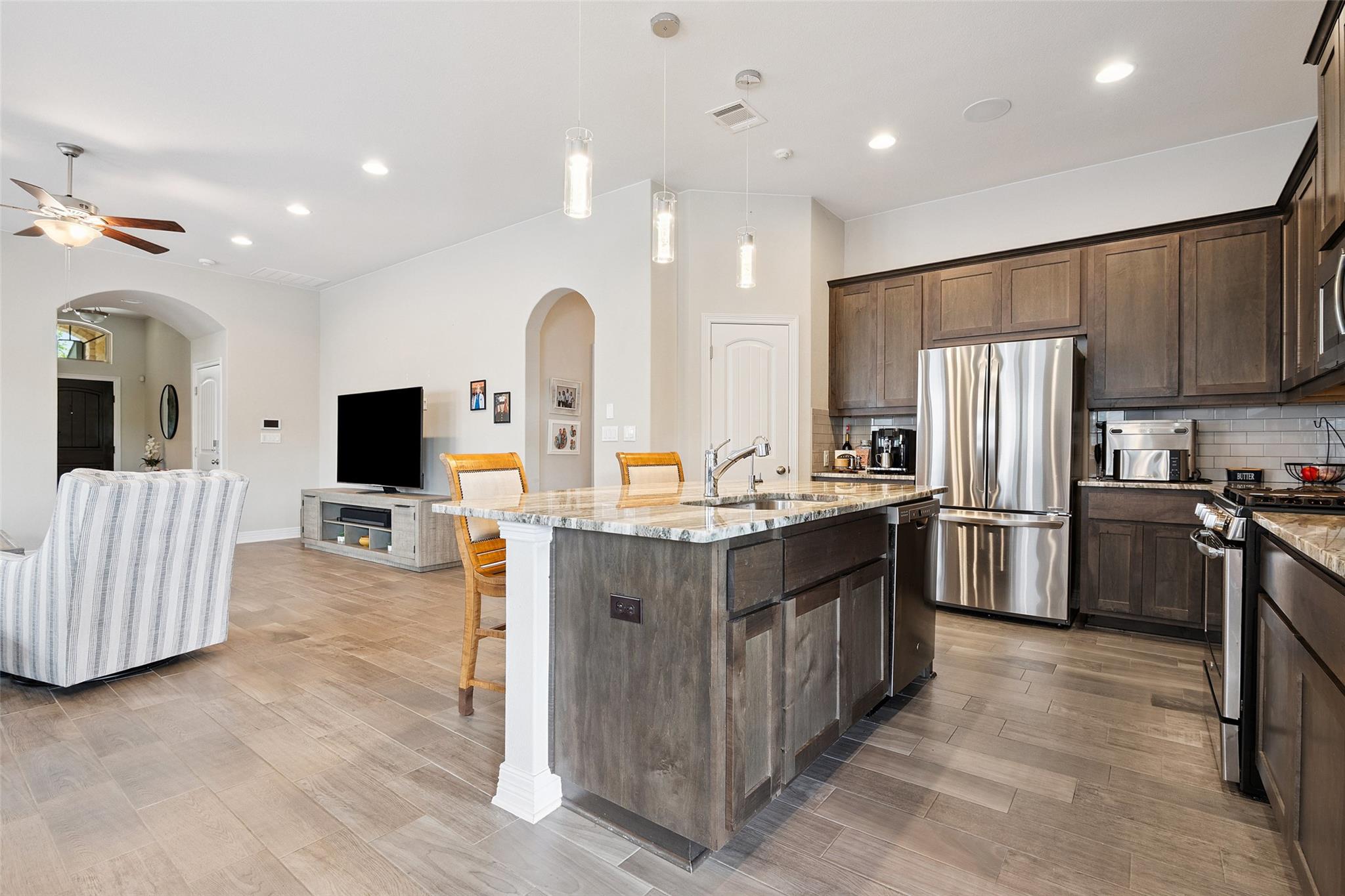 6724 Llano Stage TRL