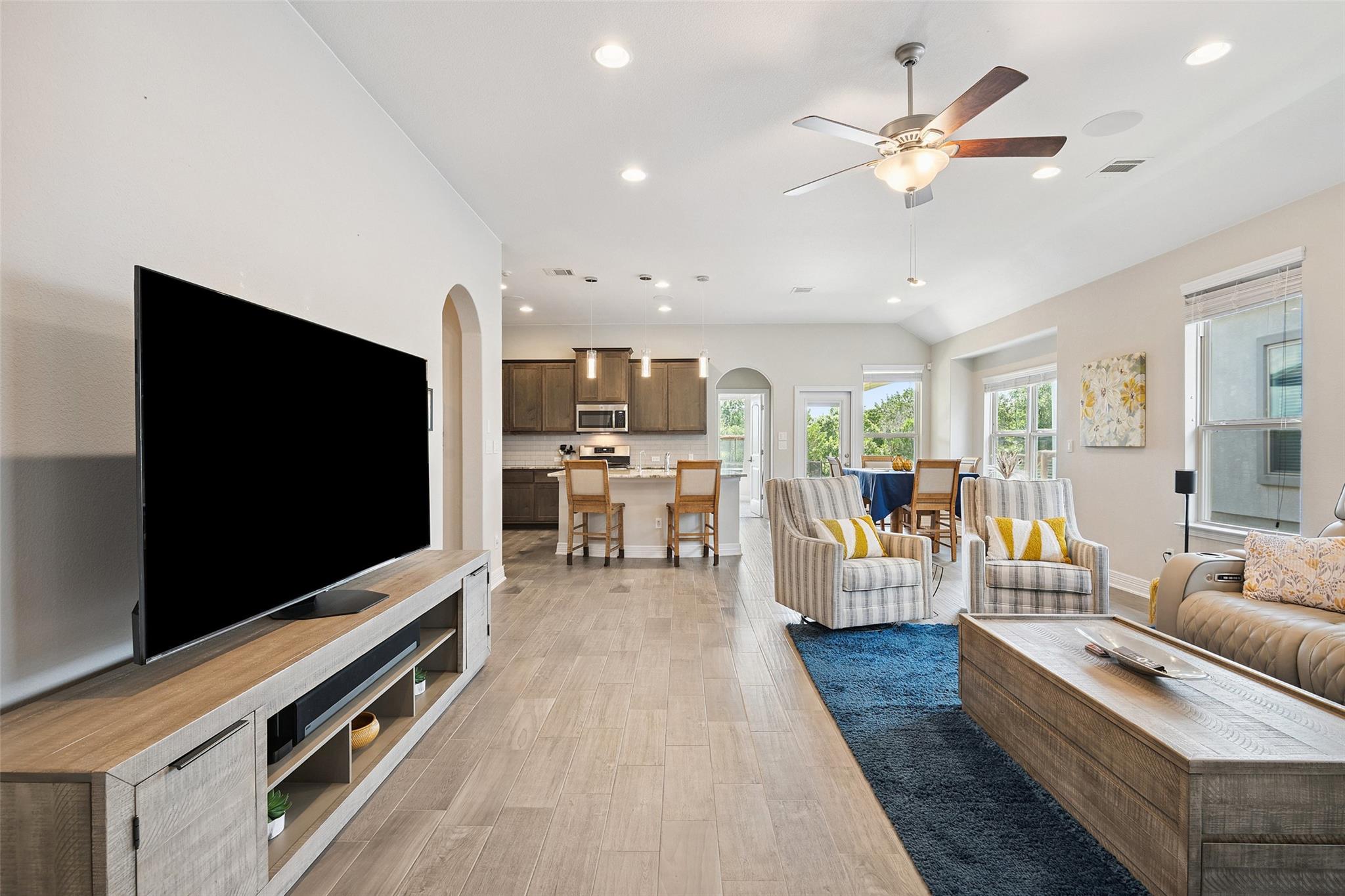 6724 Llano Stage TRL