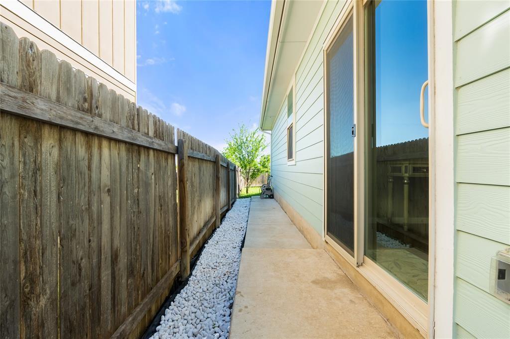 121 Guemal RD