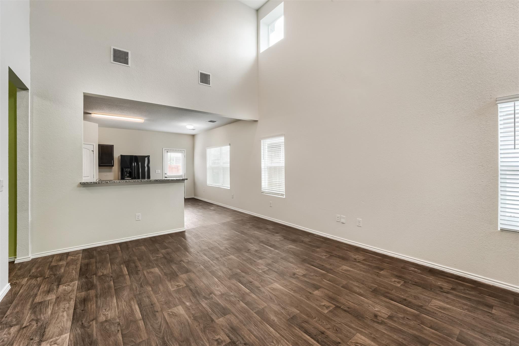 3509 Conyers LN