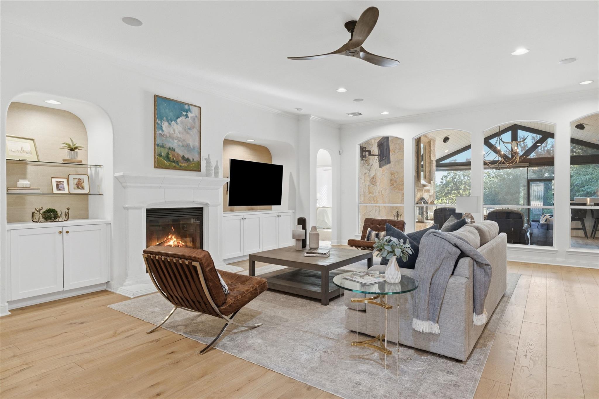 581 Aspen DR