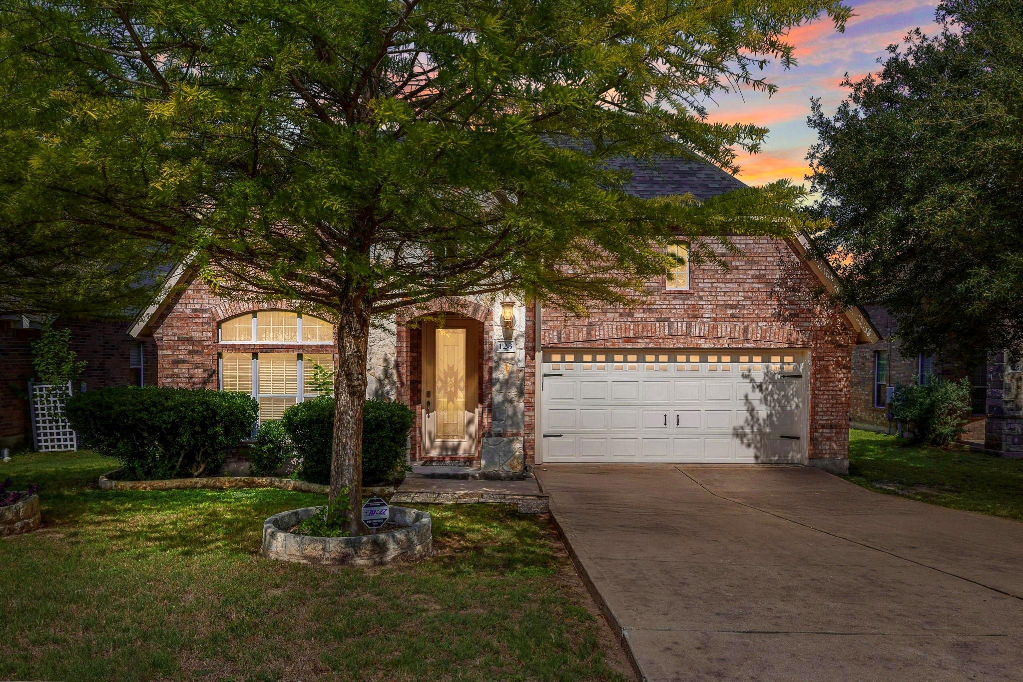 123 Justin Leonard DR