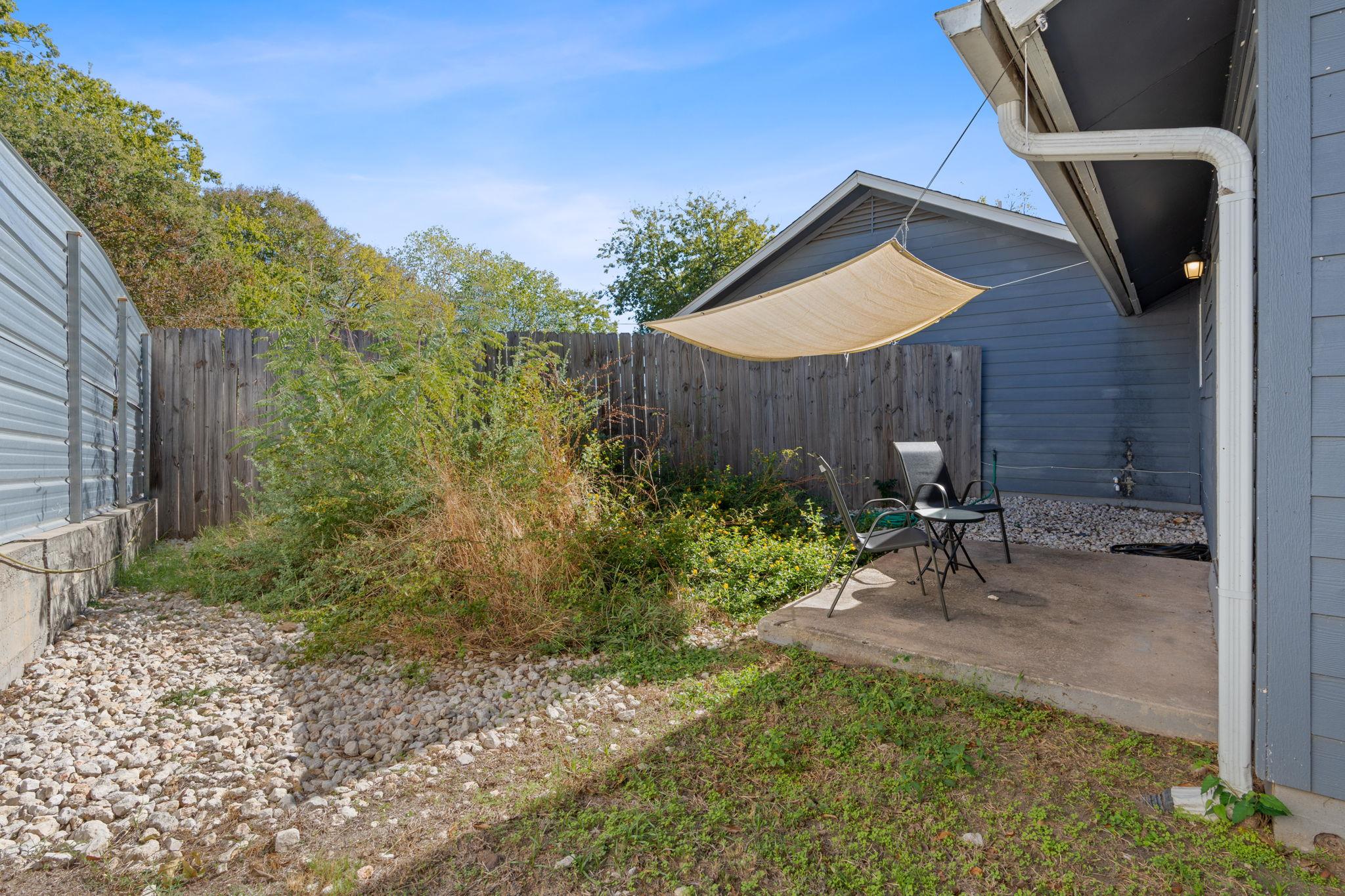 1906 Valley Hill CIR