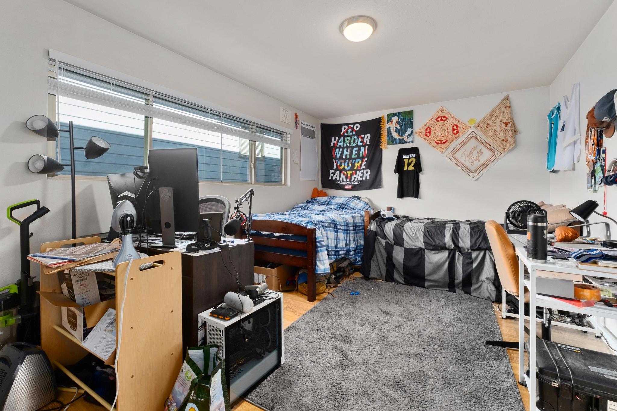 2404 Longview ST # 105