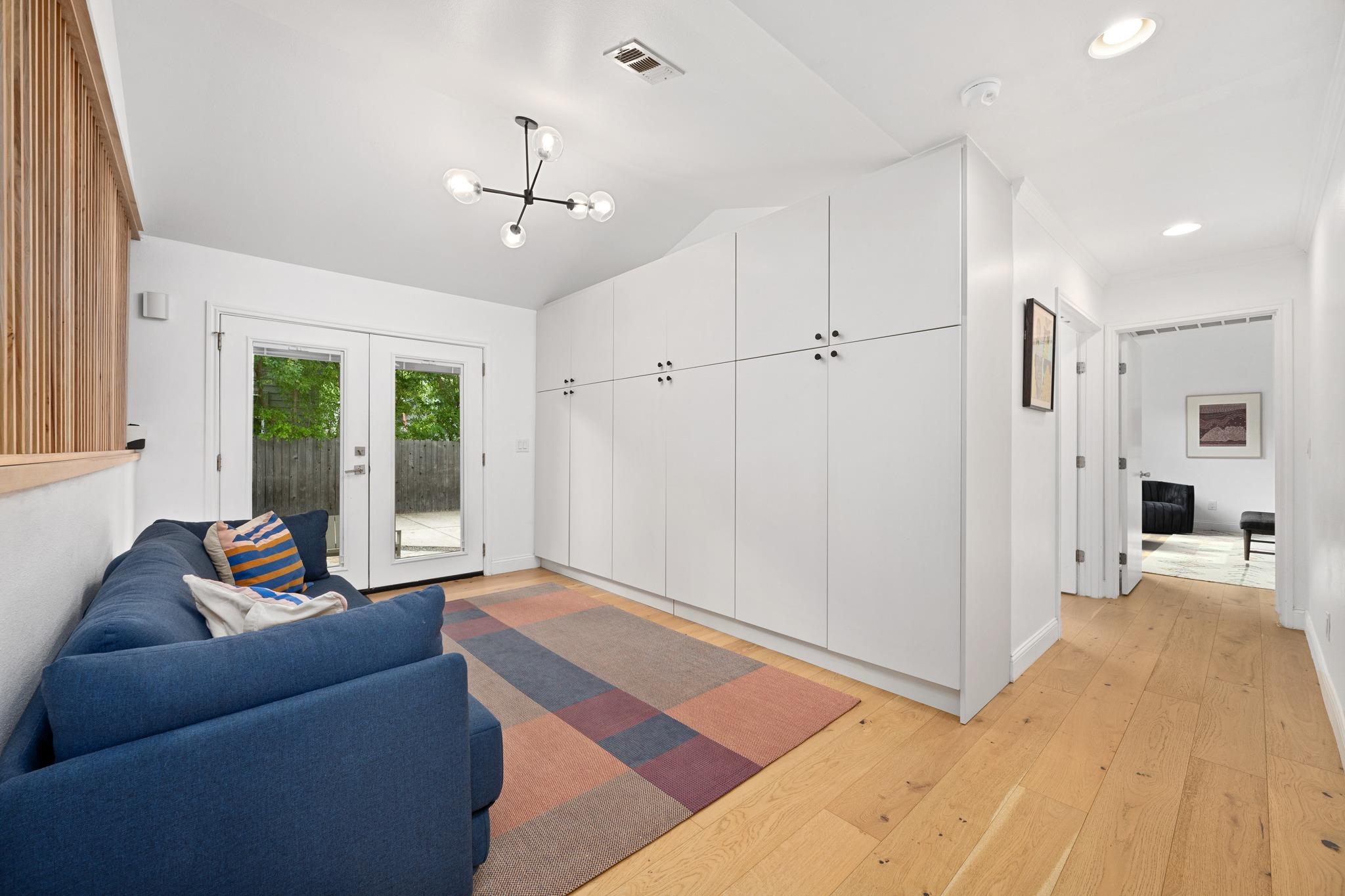 1713 Madison Ave
