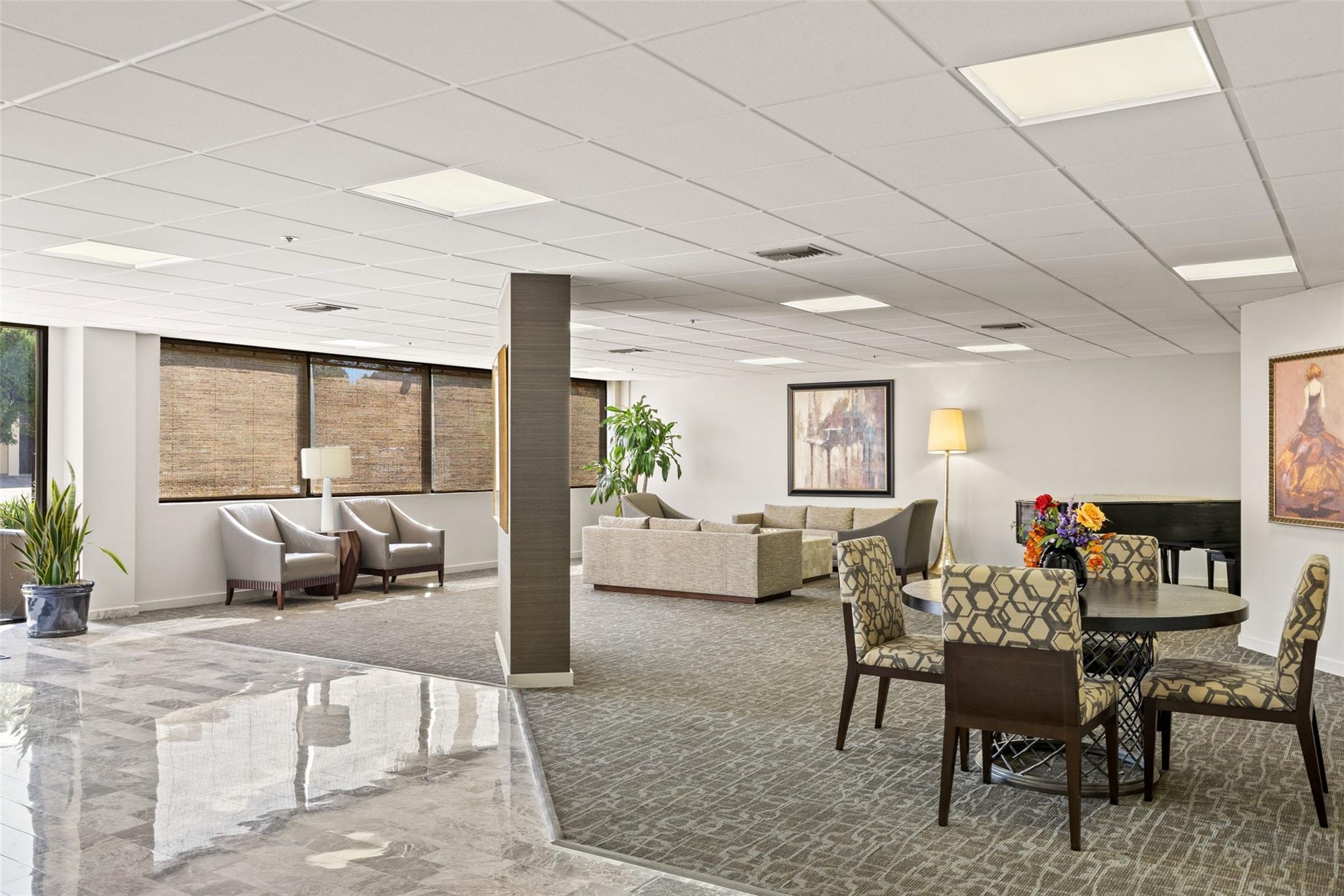 40 N Interstate 35 Unit: 2C1