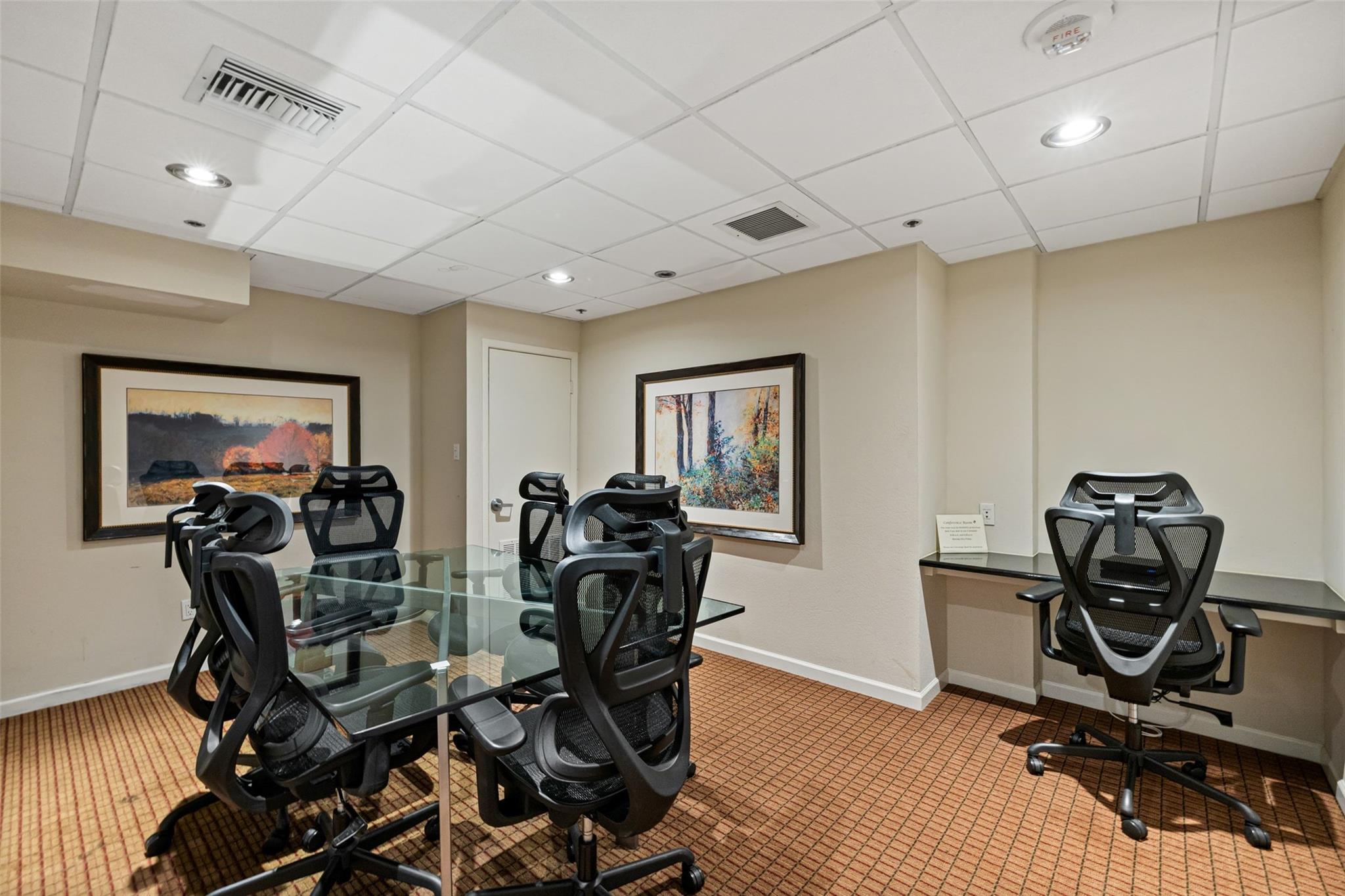 40 N Interstate 35 Unit: 2C1