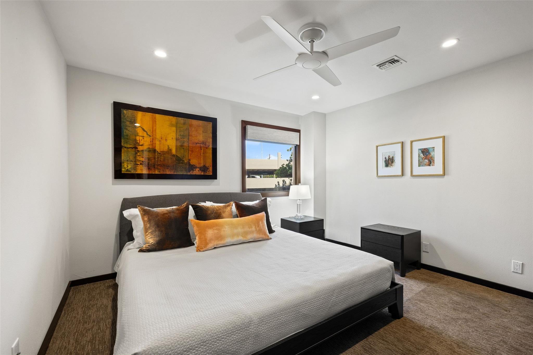 40 N Interstate 35 Unit: 2C1