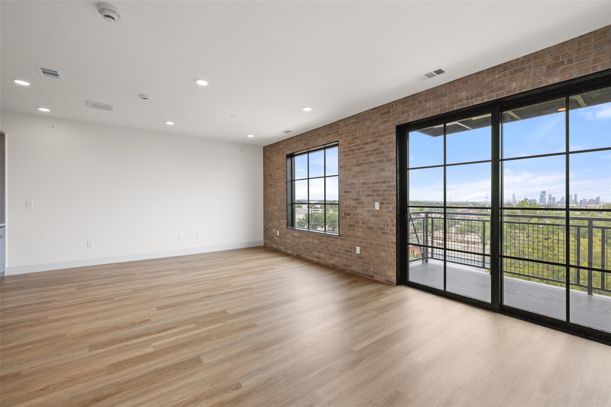 4315 S Congress Ave # 532