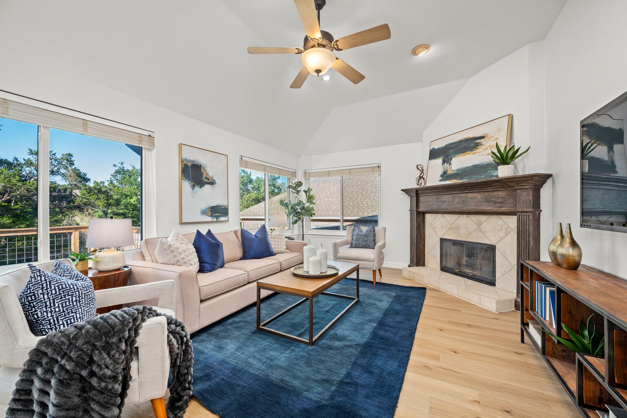11039 Galleria CV