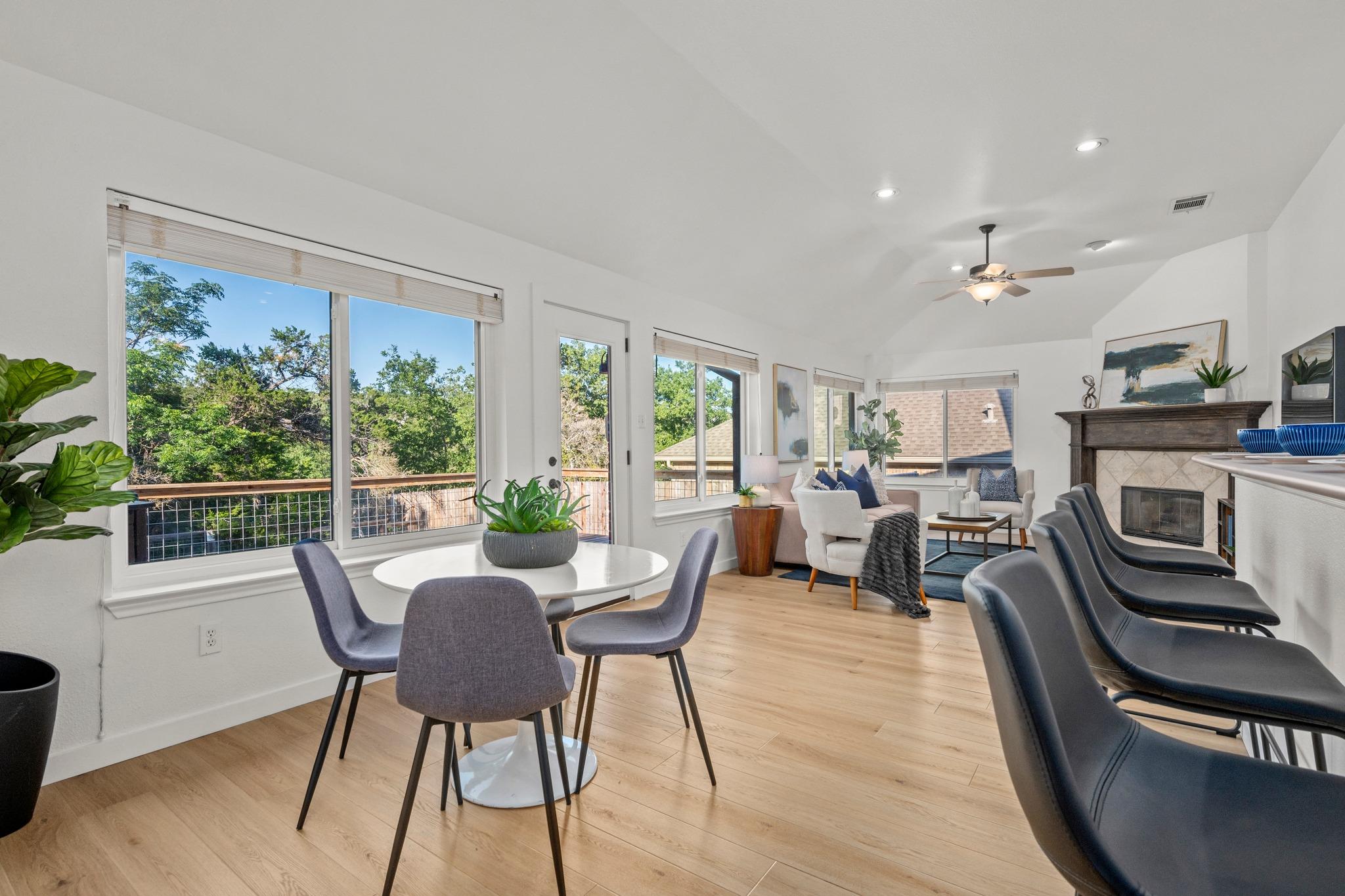 11039 Galleria CV