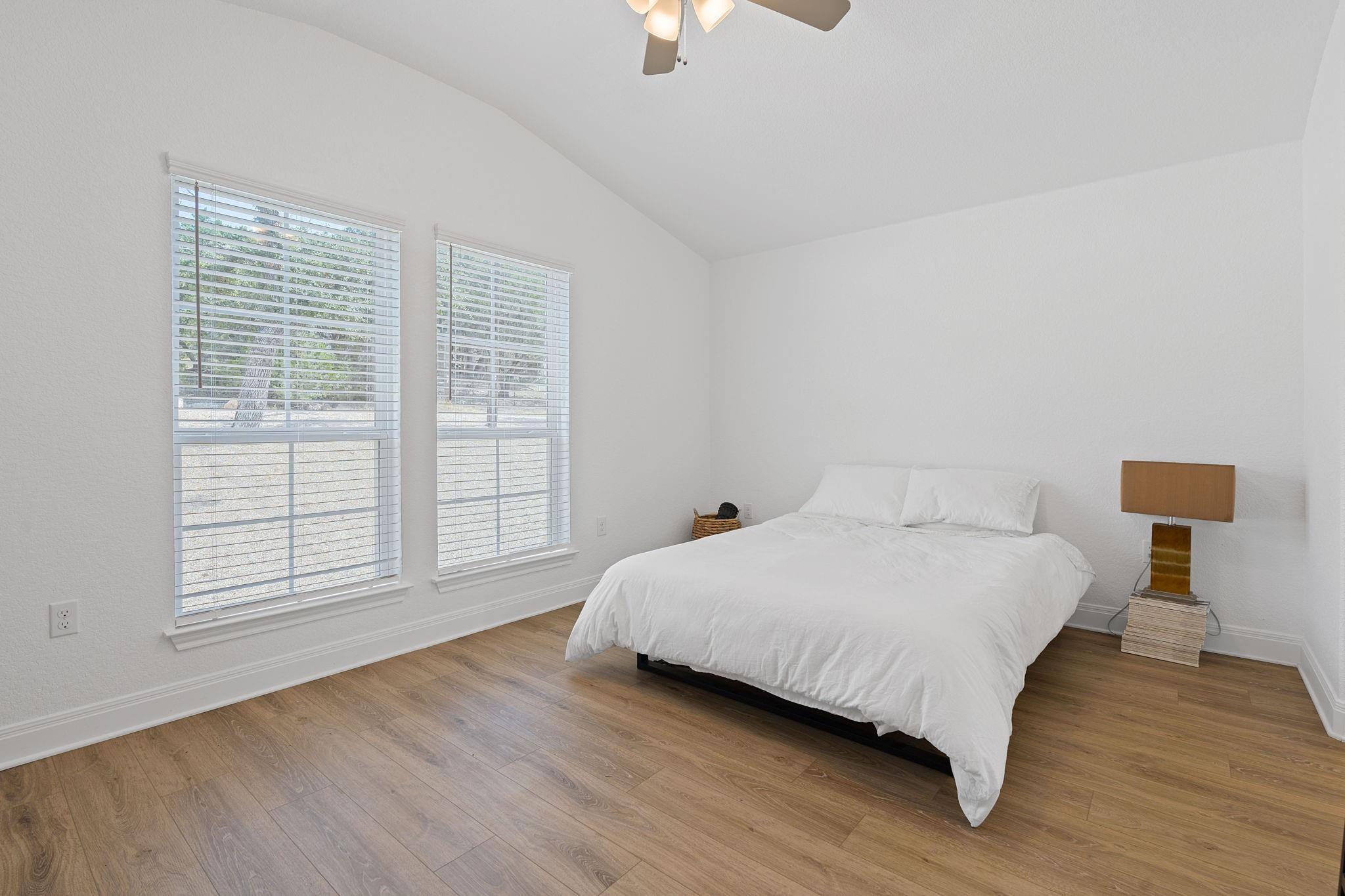 21102 Brewer LN