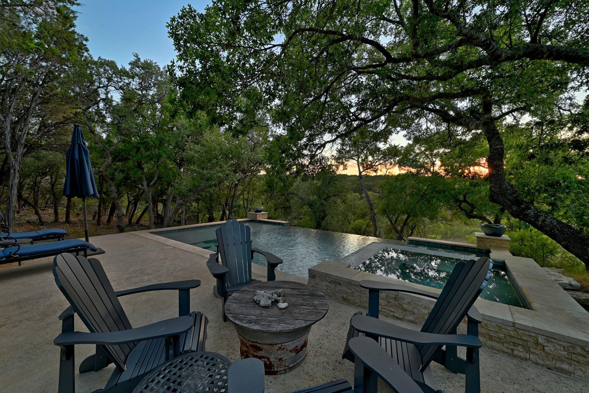 1910 Sandy Point RD, Wimberley