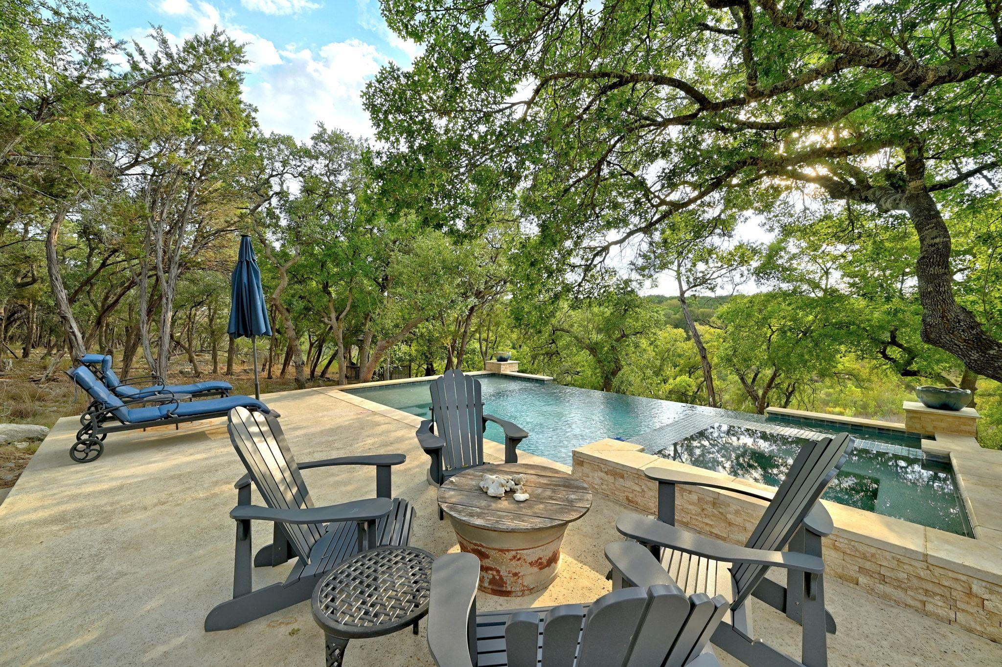 1910 Sandy Point RD, Wimberley