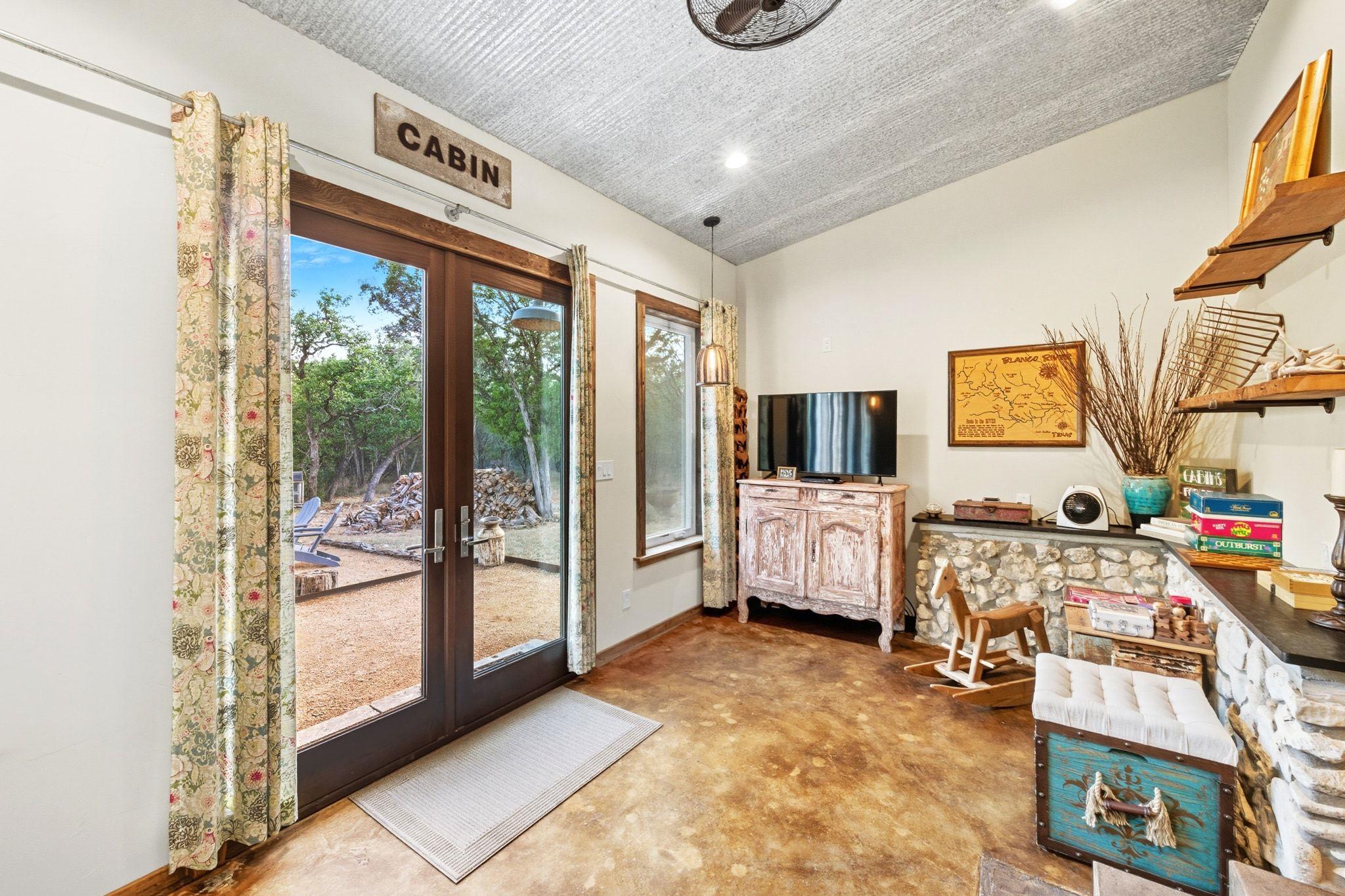 1910 Sandy Point RD, Wimberley