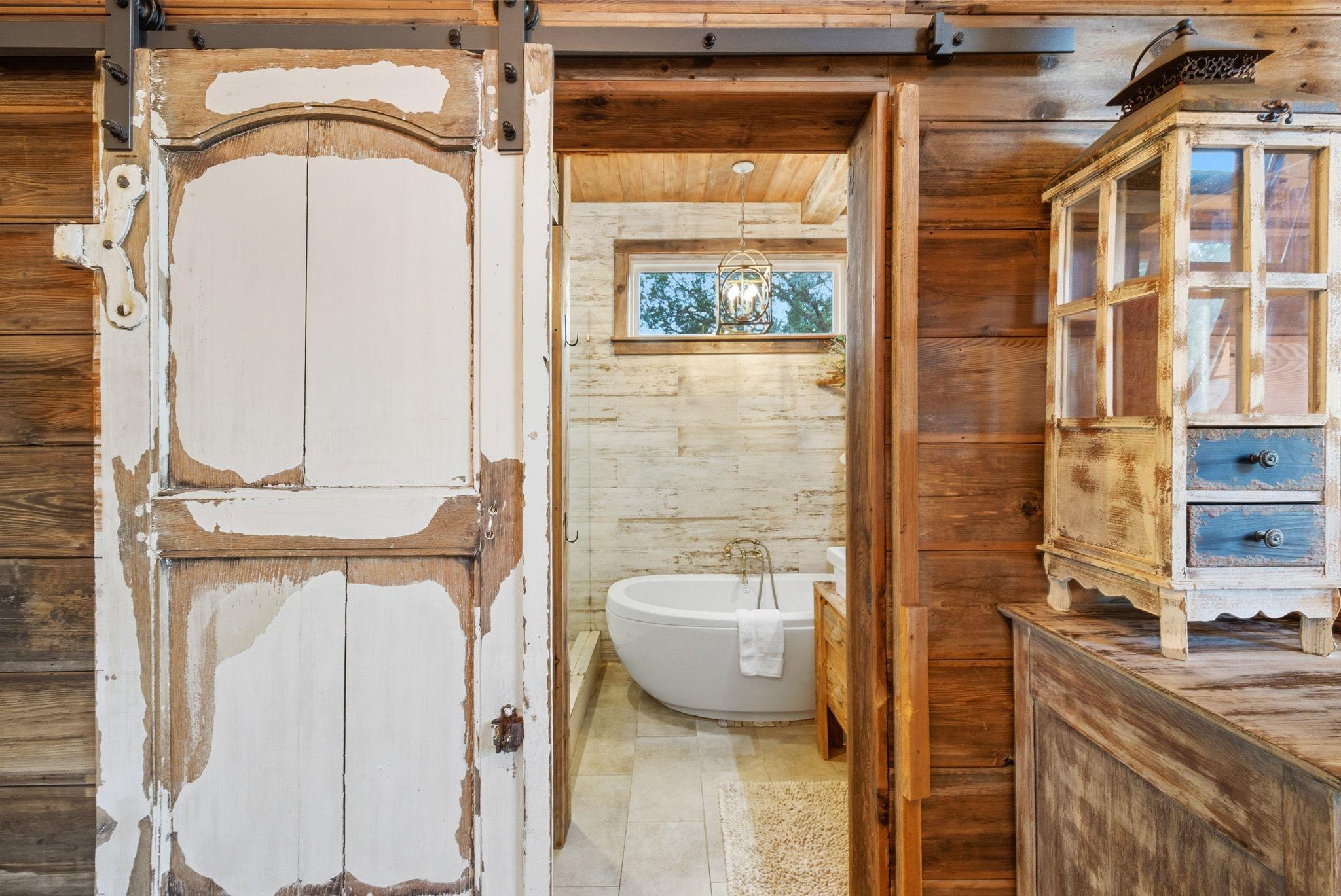 1910 Sandy Point RD, Wimberley