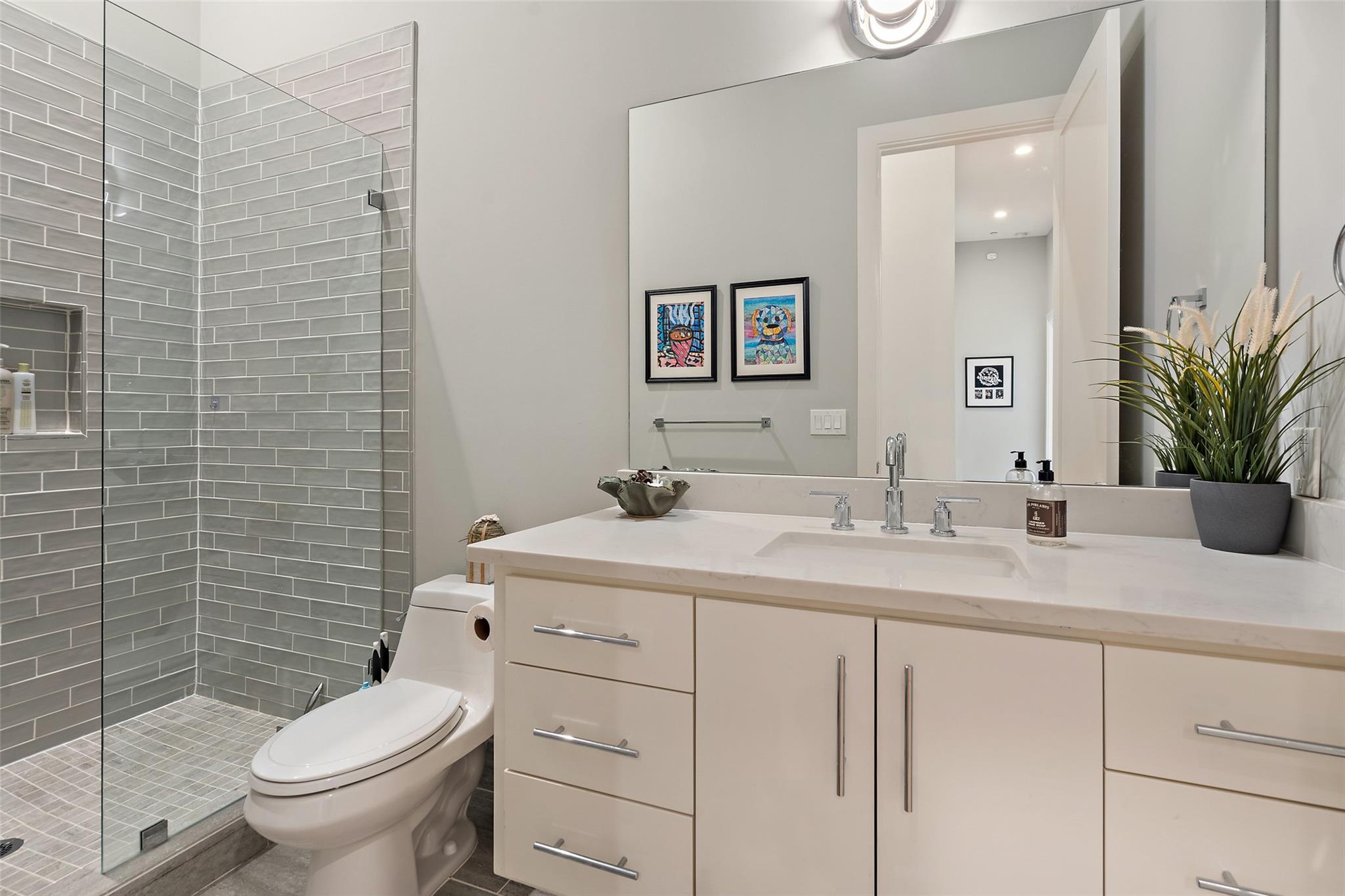 4907 Timberline DR