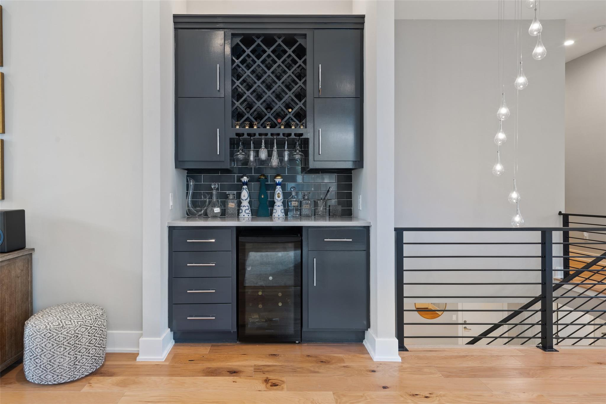 4907 Timberline DR