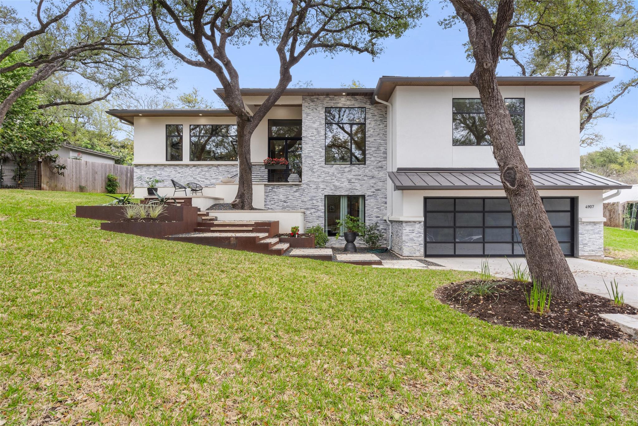 4907 Timberline DR