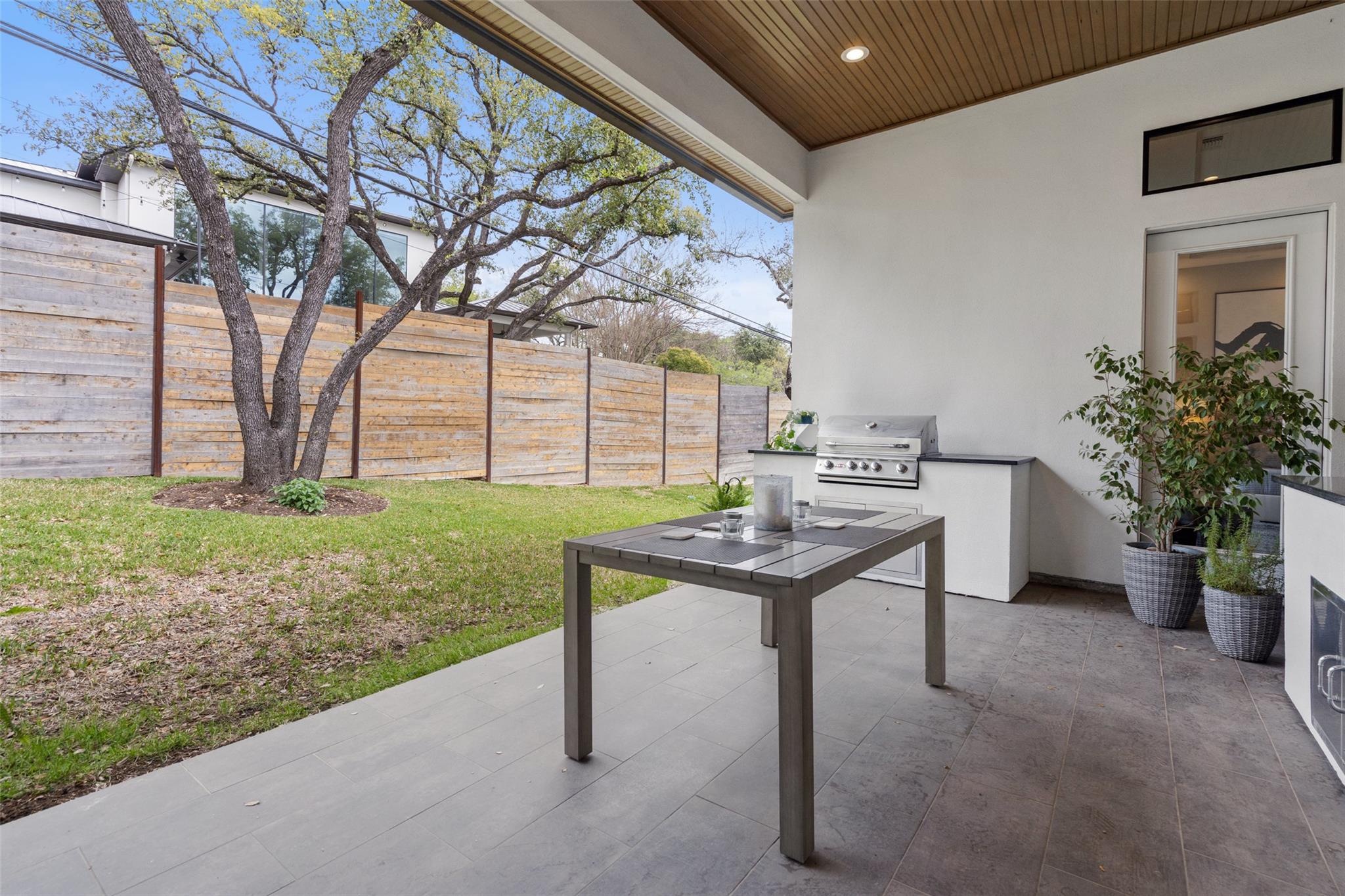 4907 Timberline DR