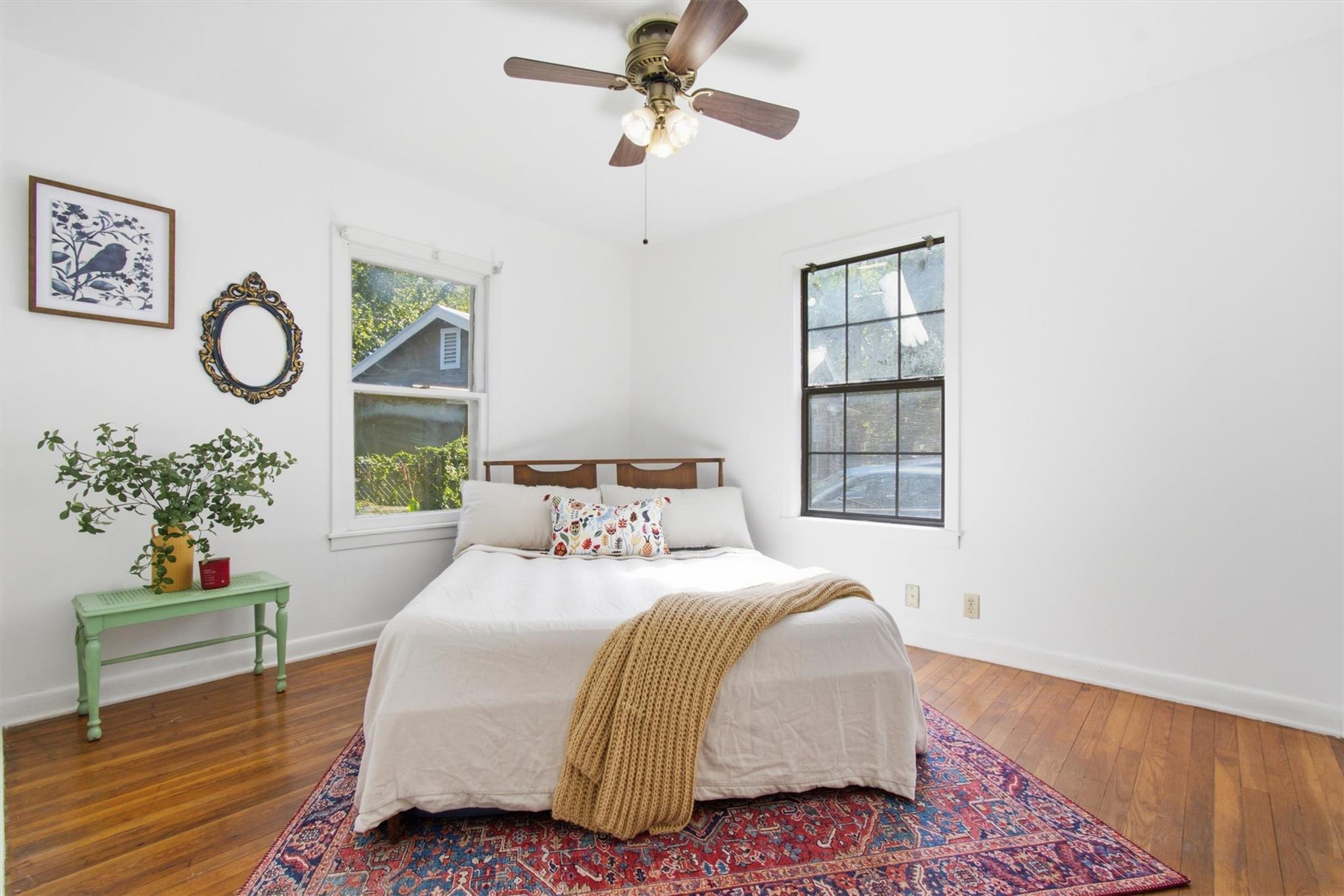 901 Barbara DR