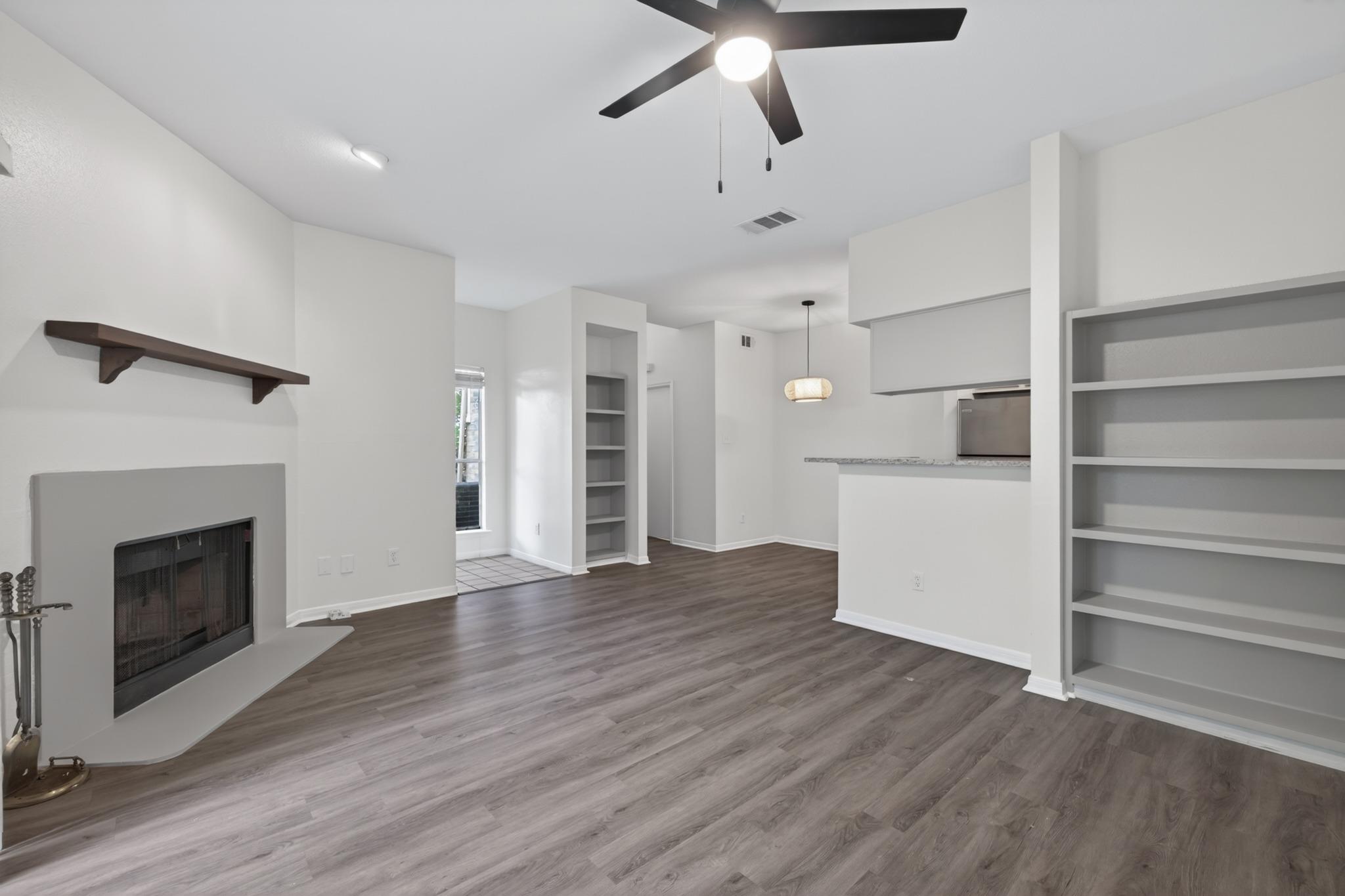 2450 Wickersham LN # 801