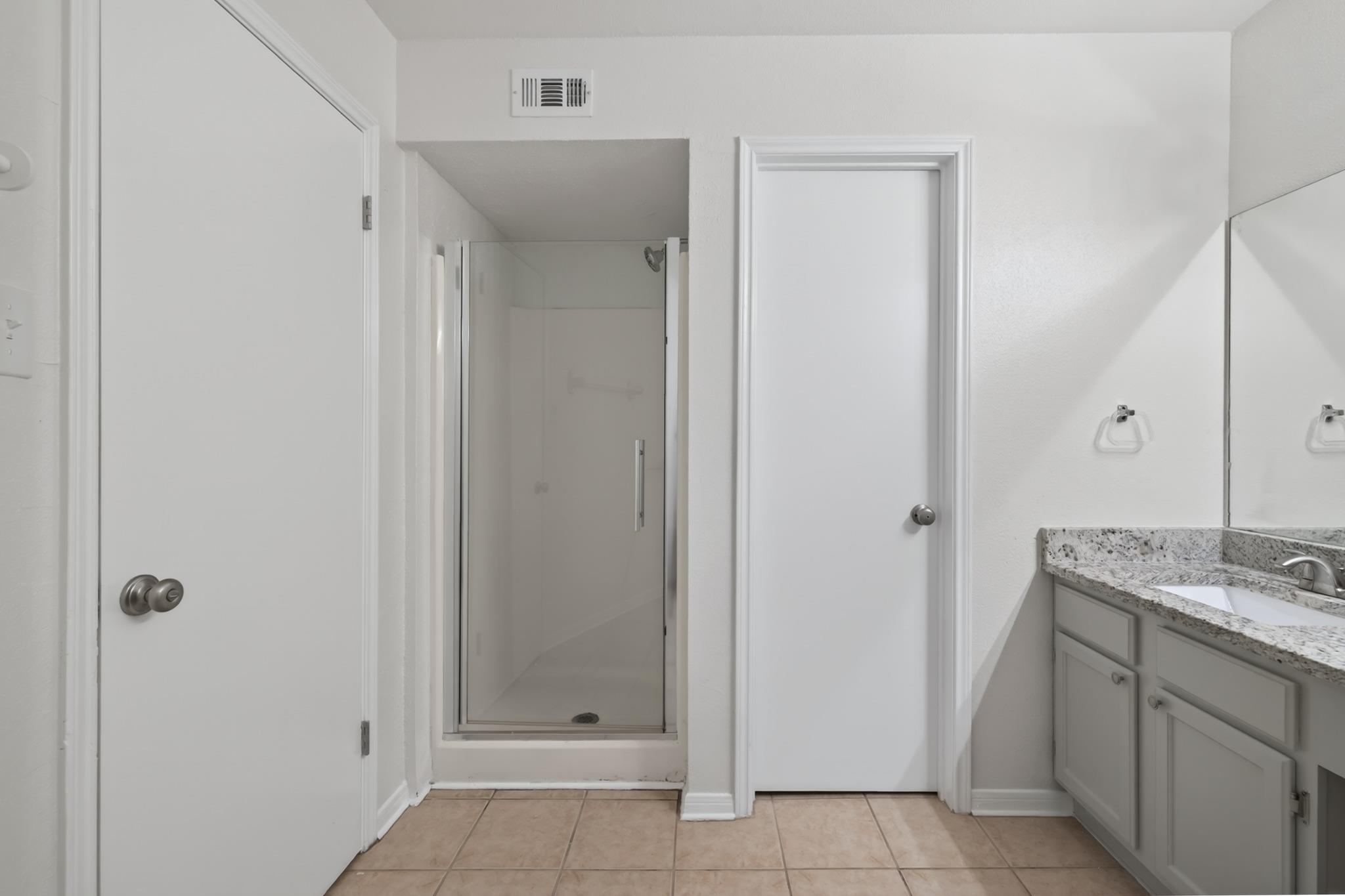 2450 Wickersham LN # 801
