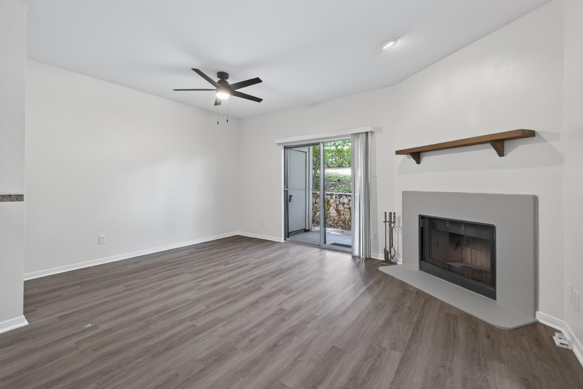 2450 Wickersham LN # 801