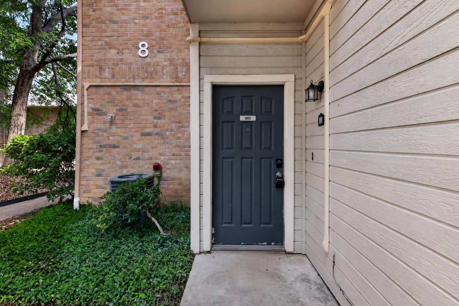 2450 Wickersham LN # 801