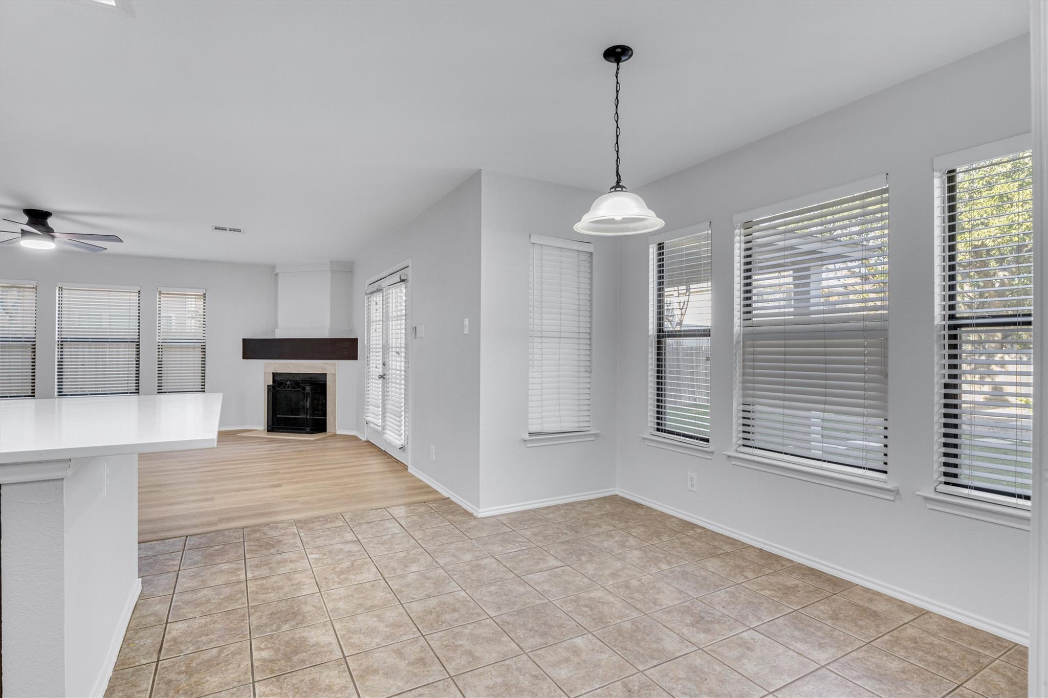 1434 Meadow PKWY