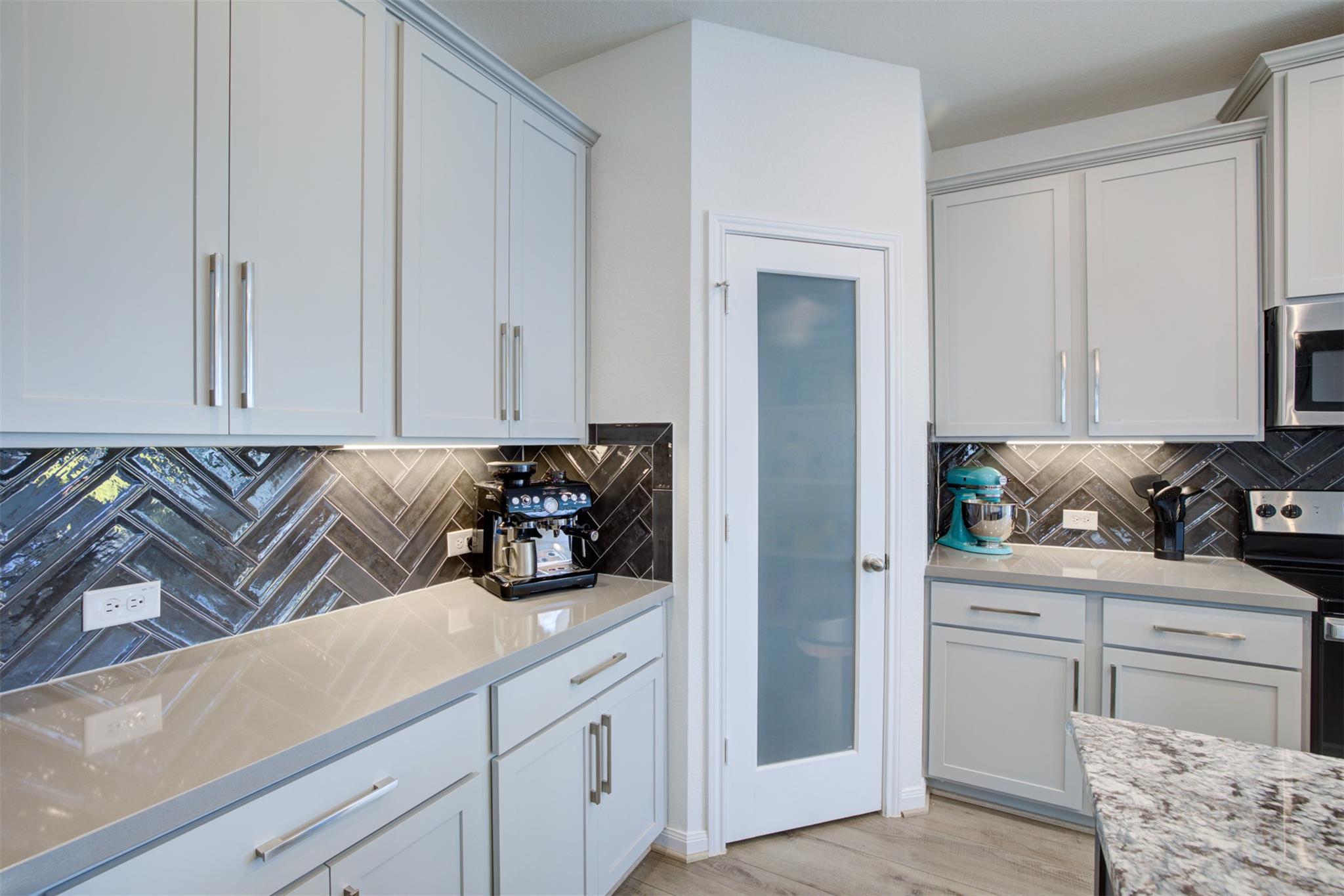 3257 Fox Sedge