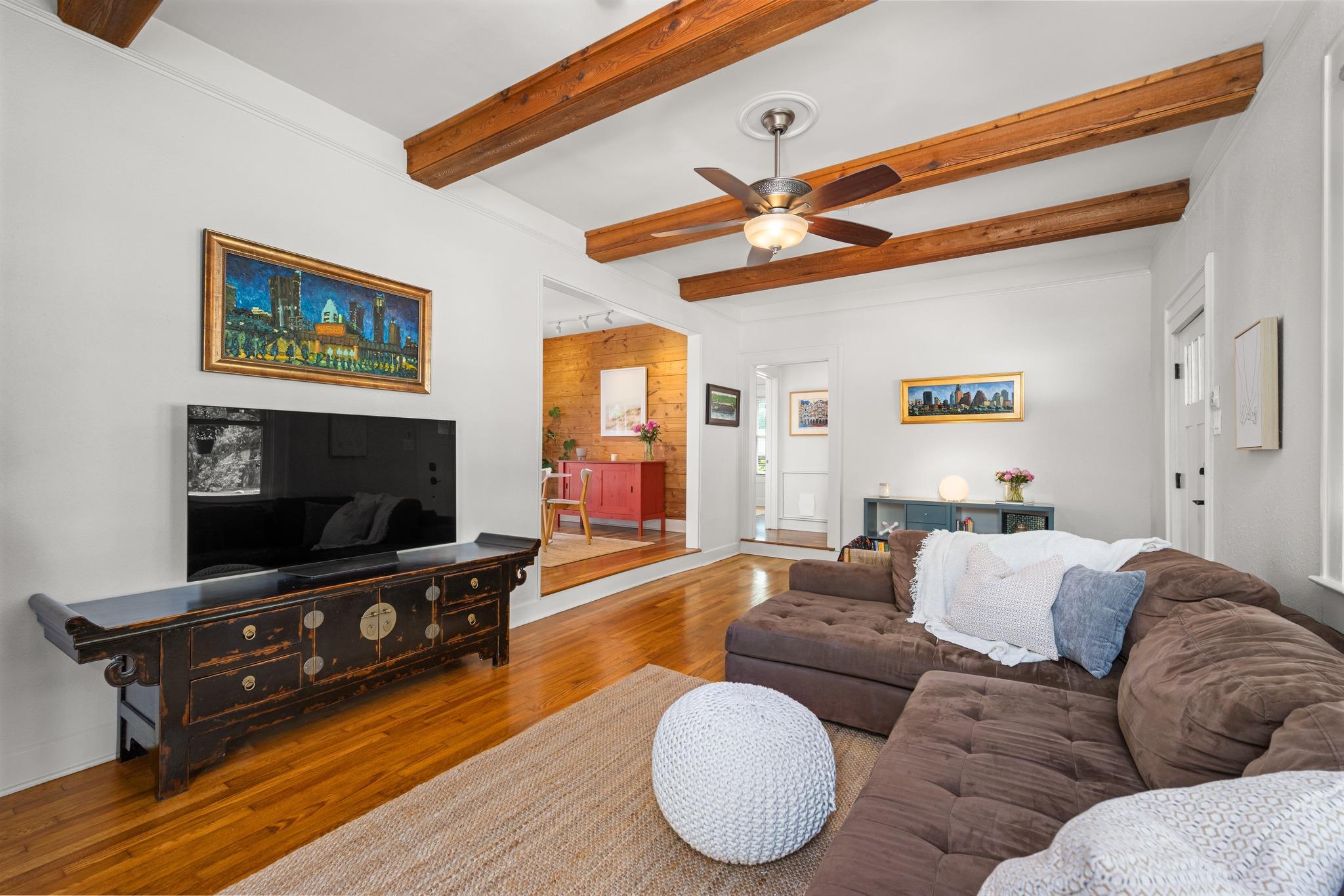 2205 S Balboa RD
