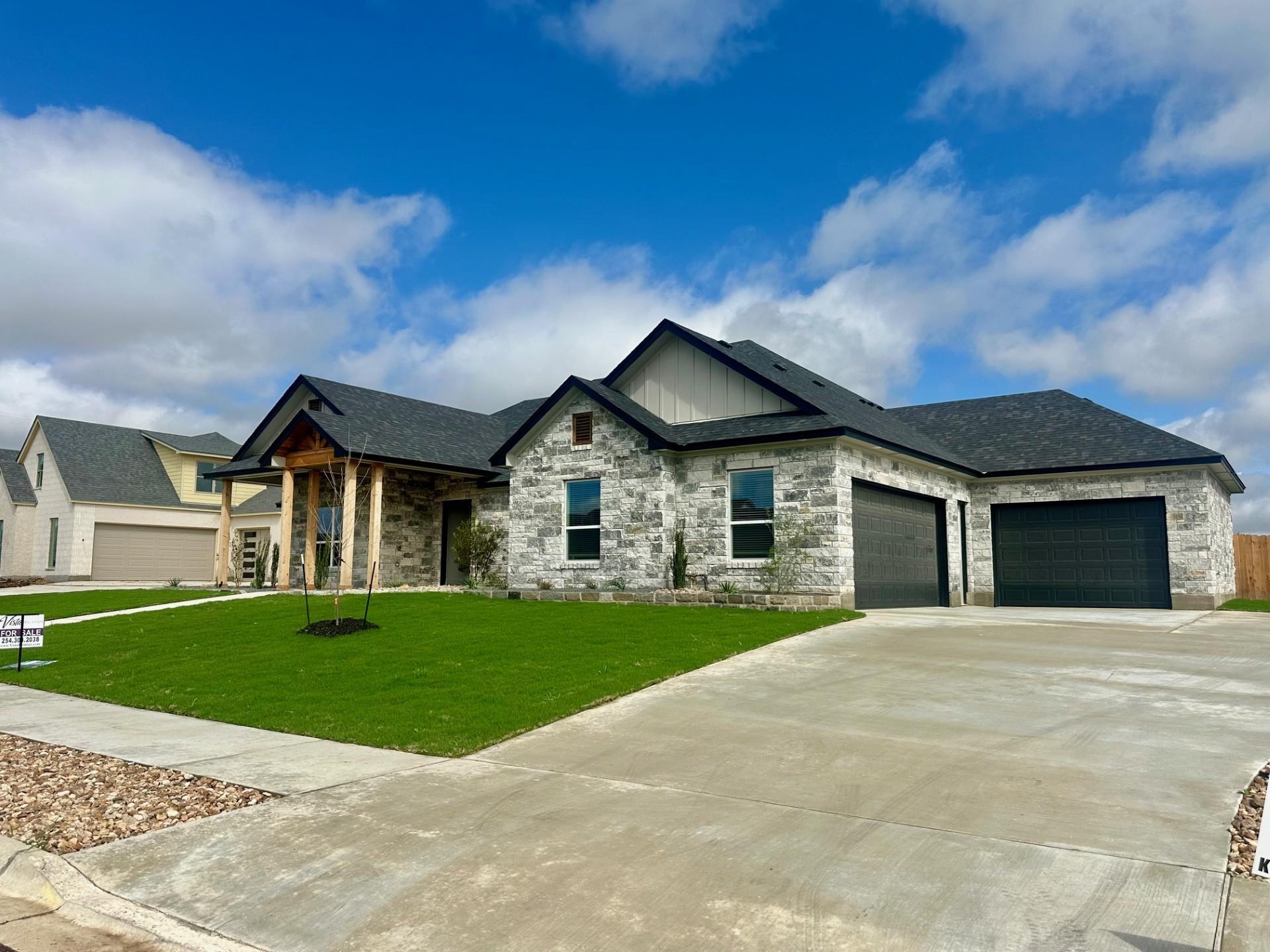 1713 Kellan DR