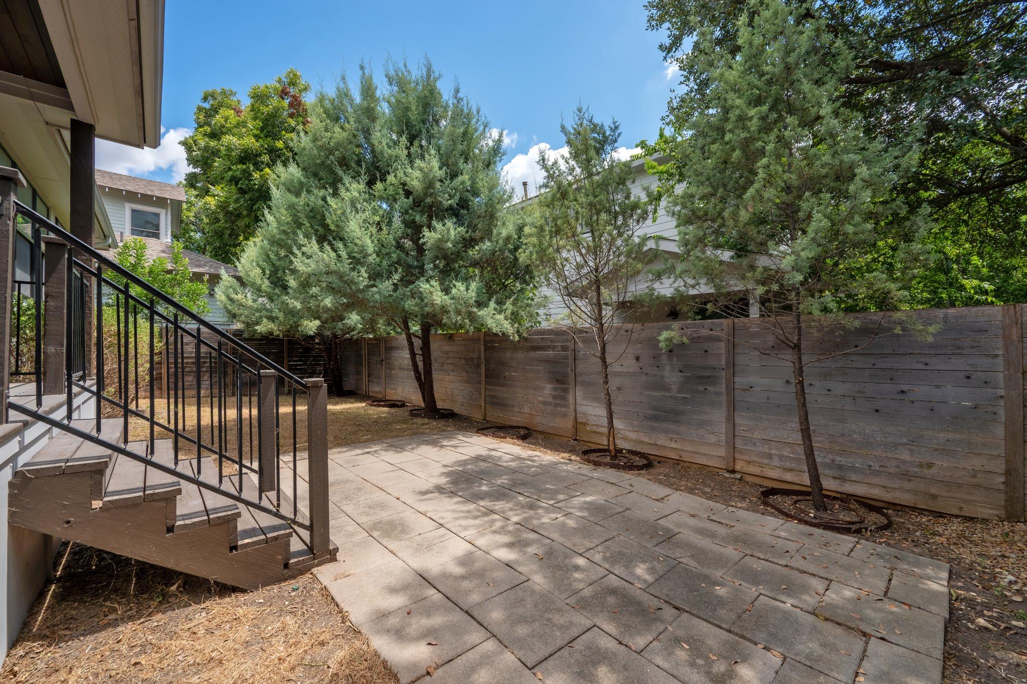 5511 Avenue G # 1