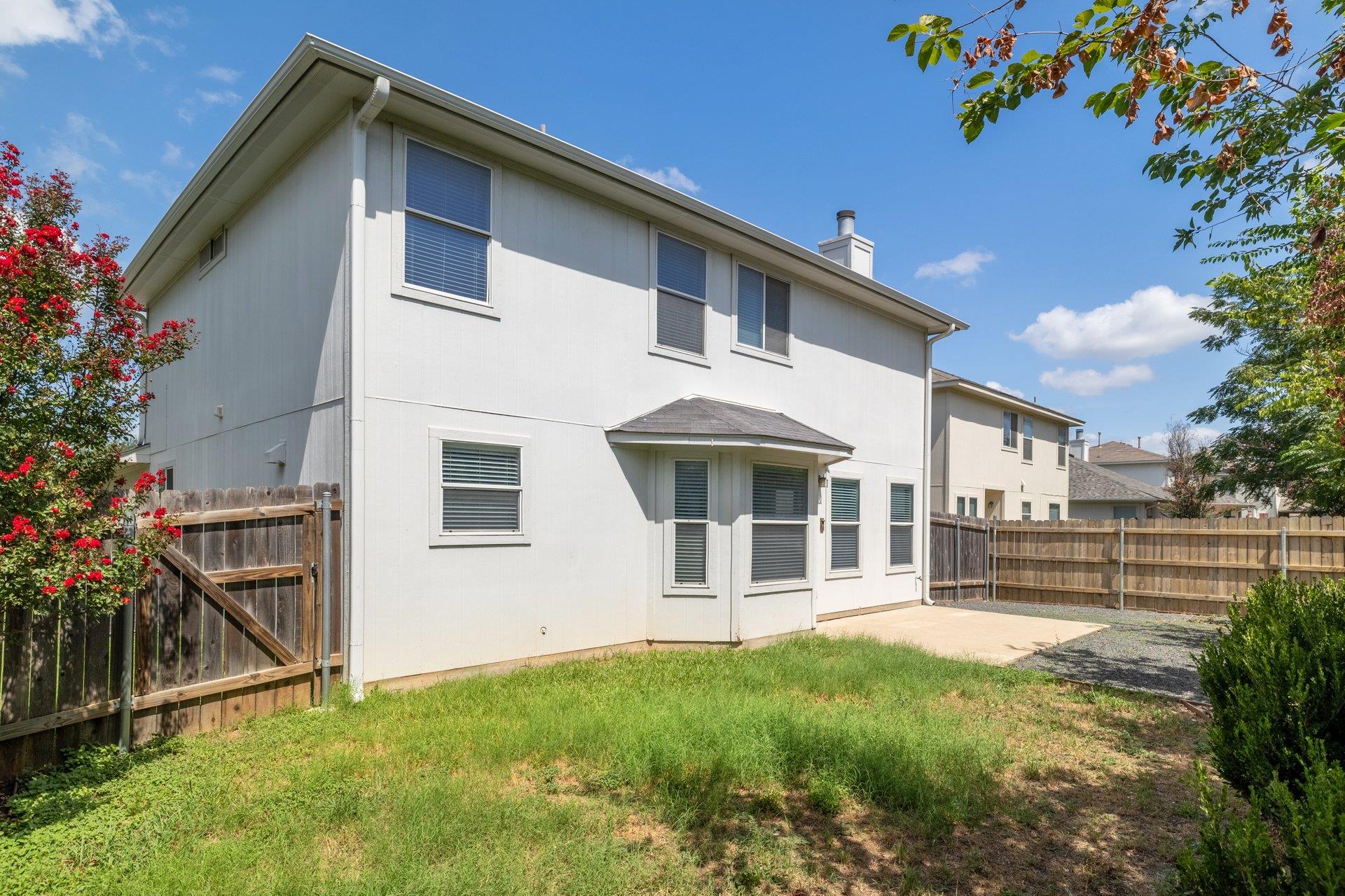 412 Colonial Park BLVD