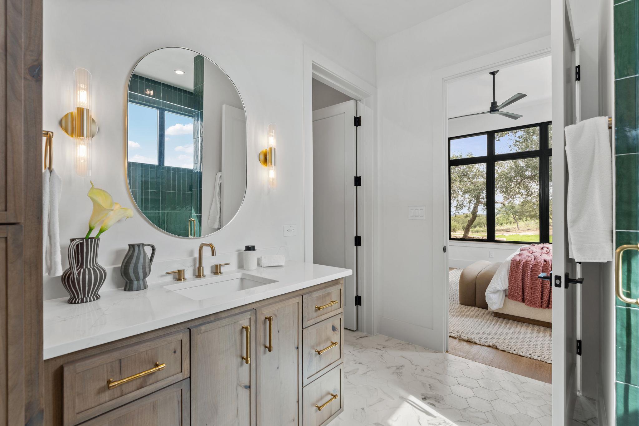 1779 Grande View TRL