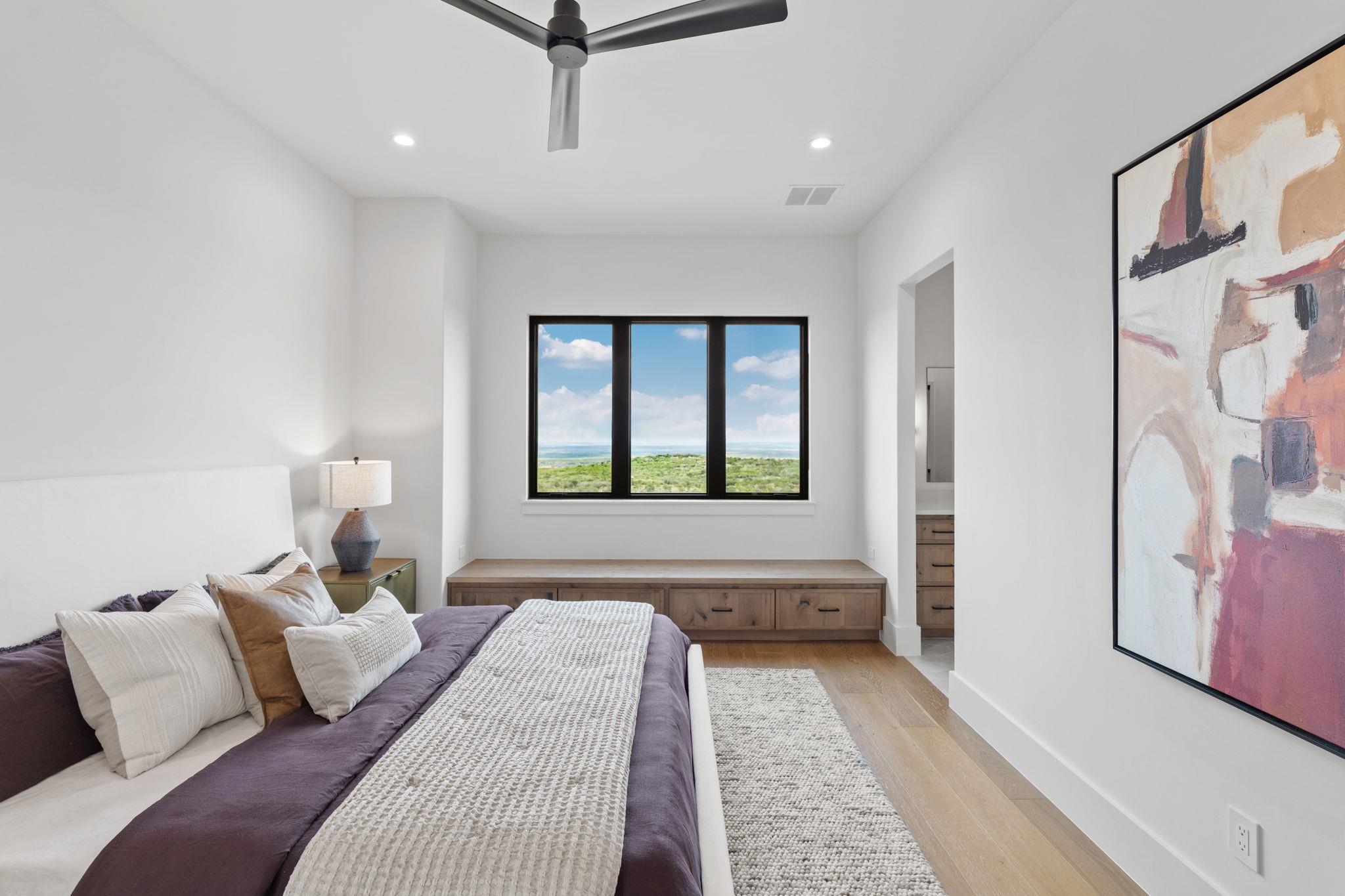 1779 Grande View TRL