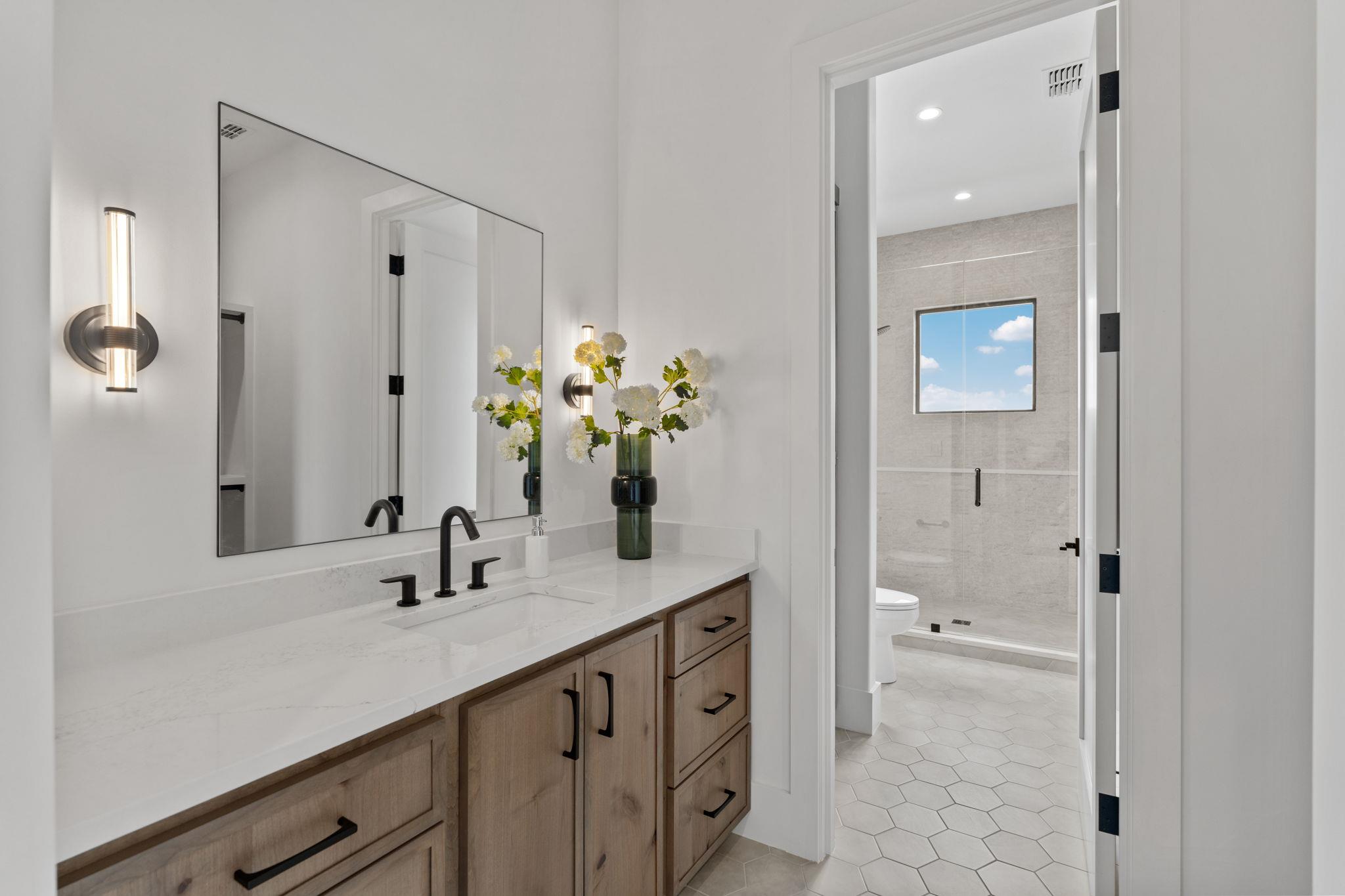1779 Grande View TRL