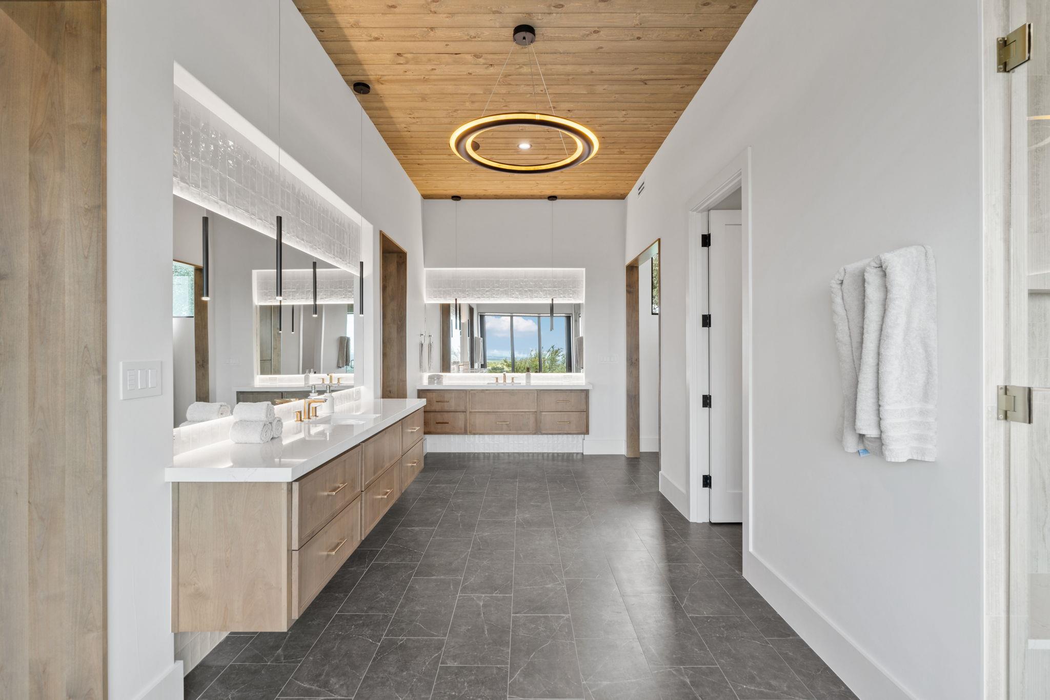 1779 Grande View TRL