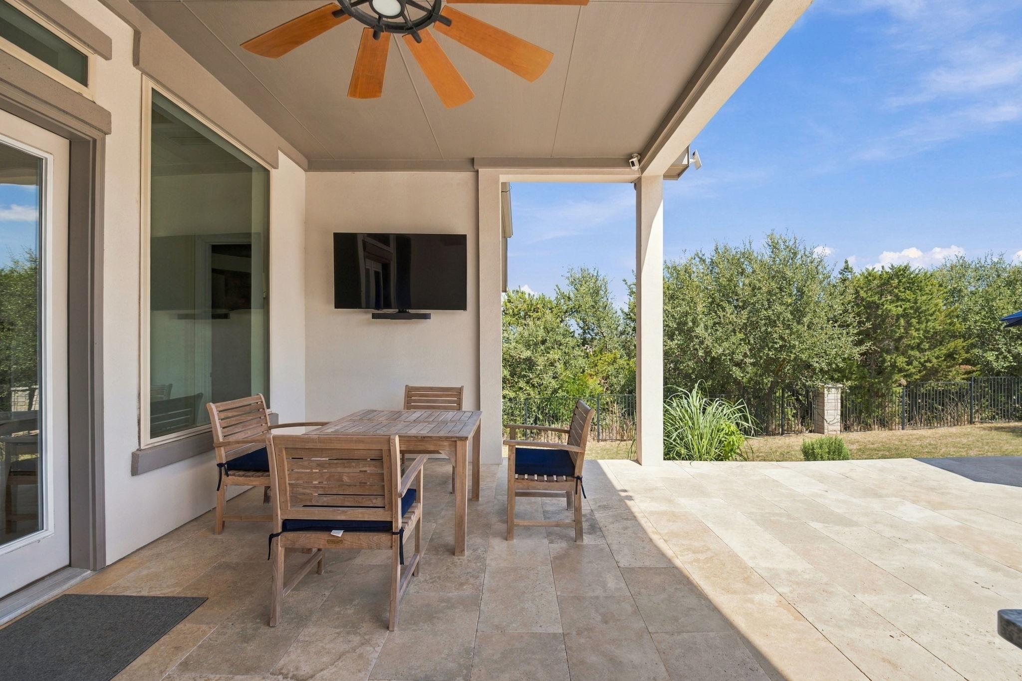 1108 Gato Del Sol Ave