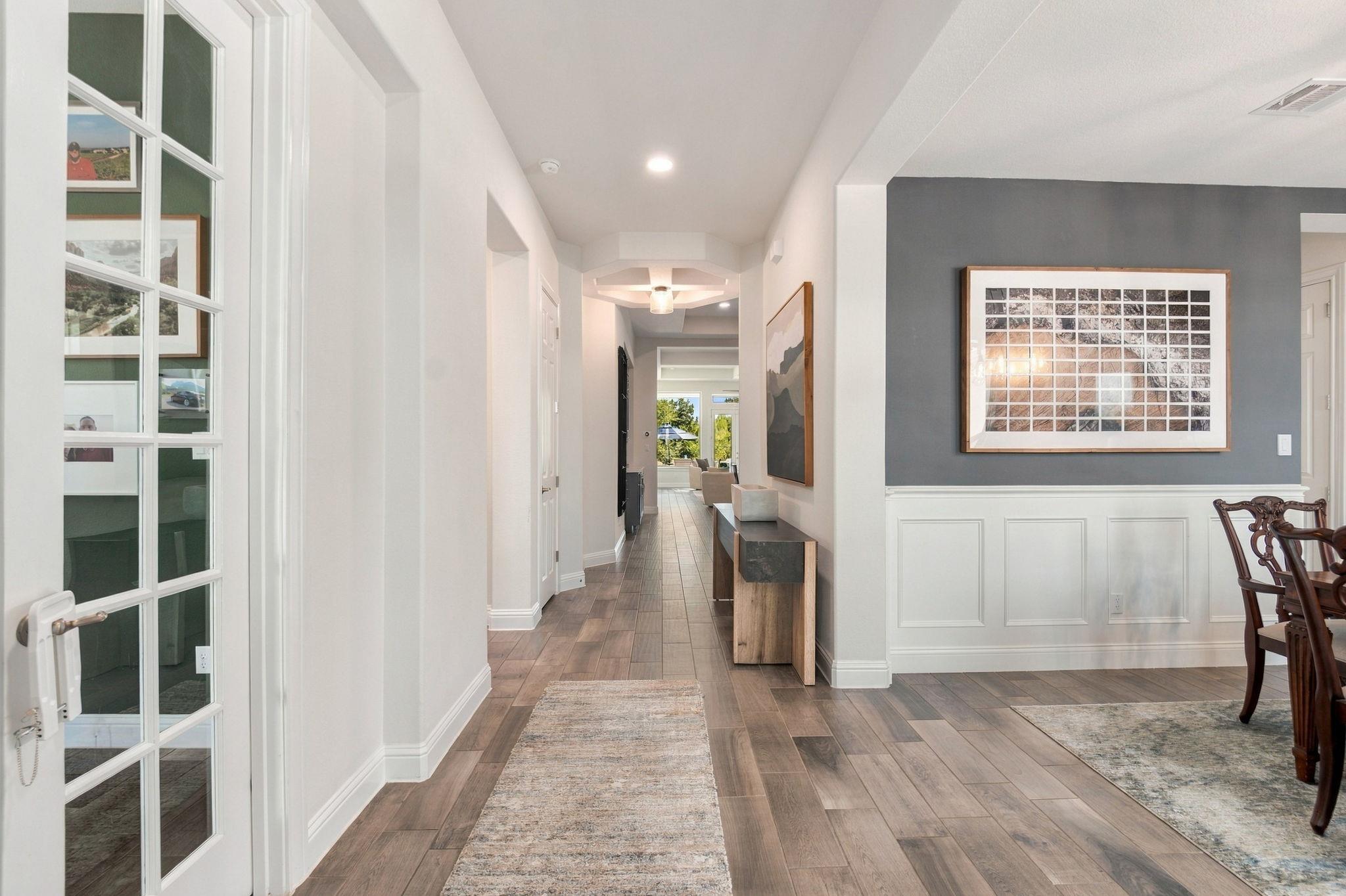 1108 Gato Del Sol Ave